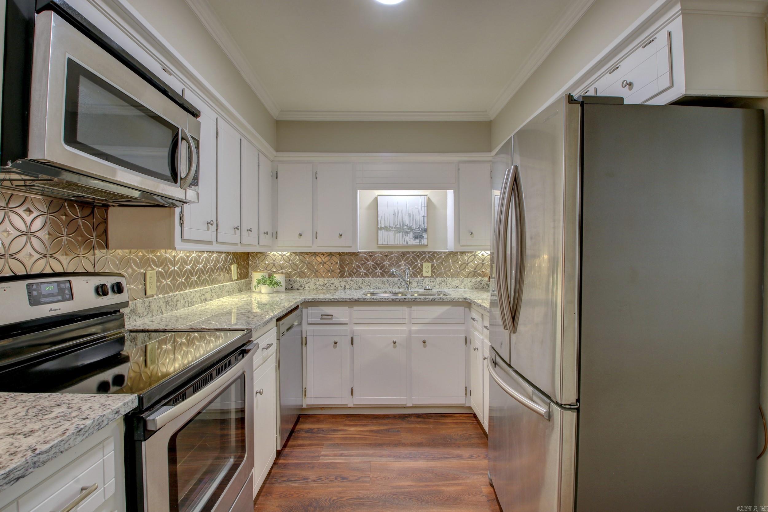 CAMBRIDGE PLACE HPR - Residential