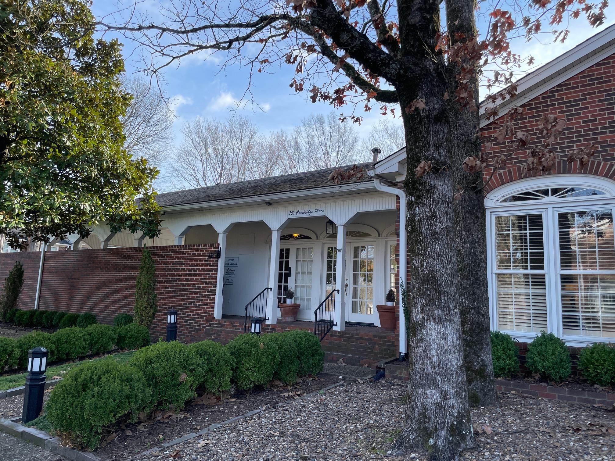 CAMBRIDGE PLACE HPR - Residential