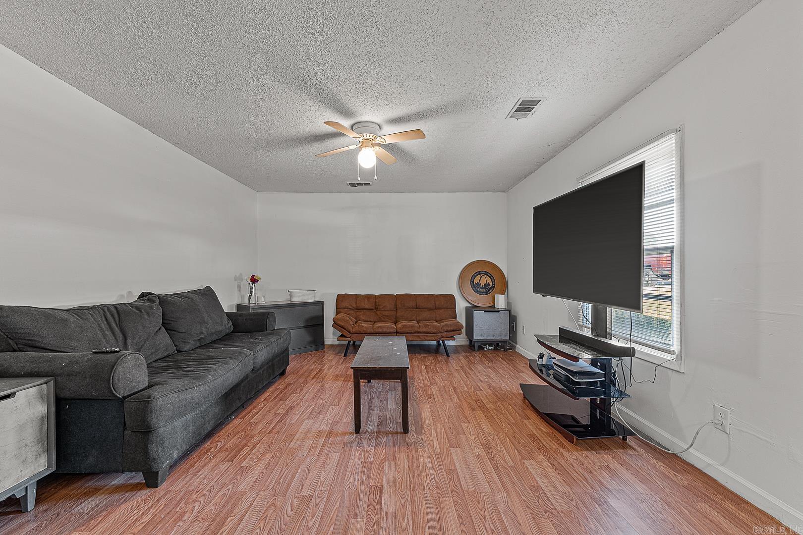 STEELE - Residential