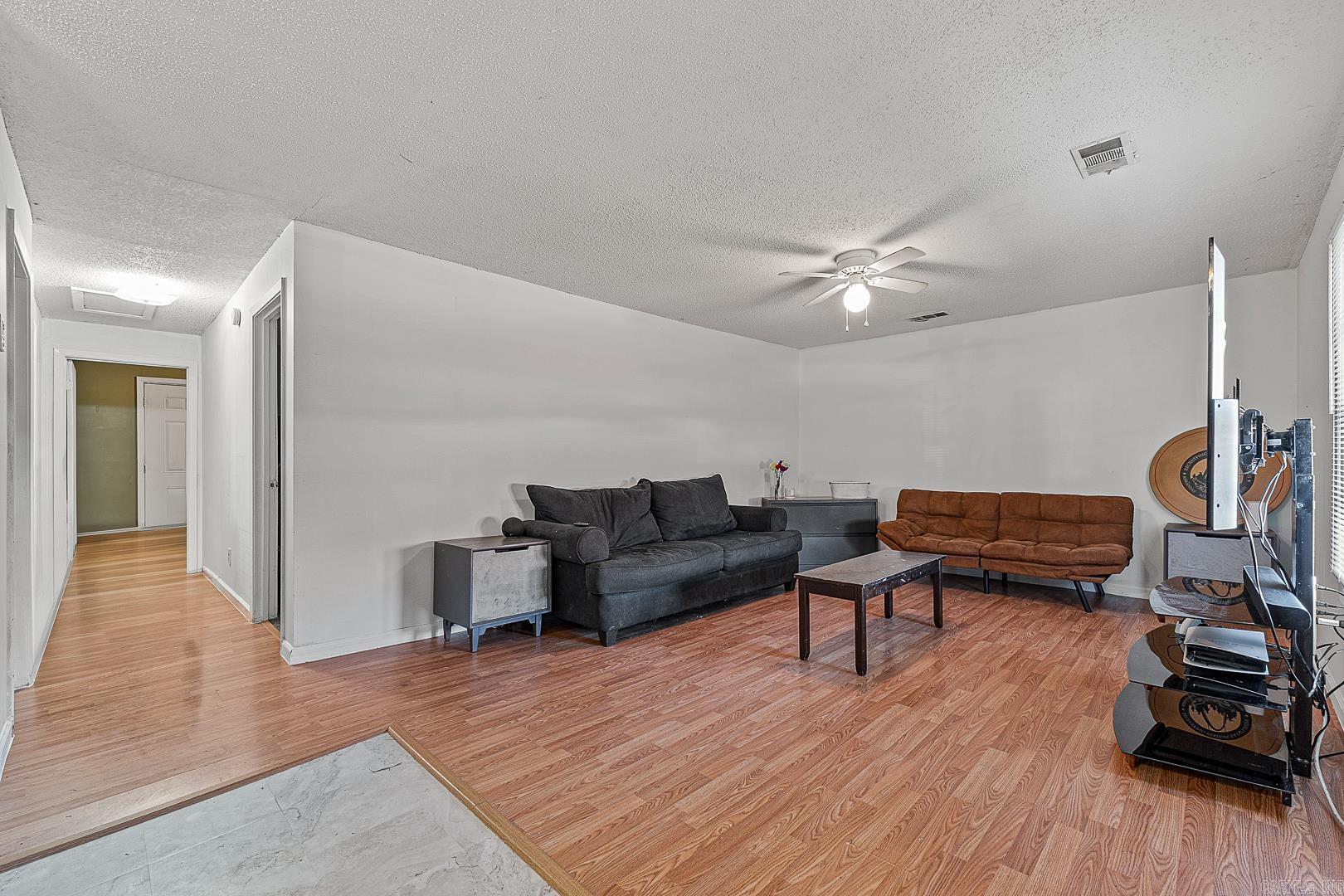 STEELE - Residential