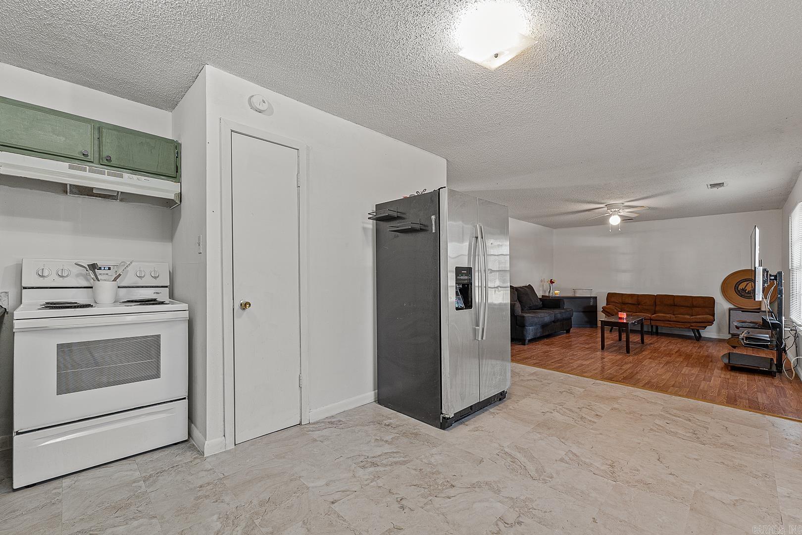 STEELE - Residential