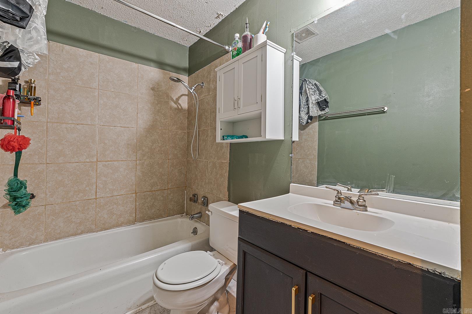 STEELE - Residential