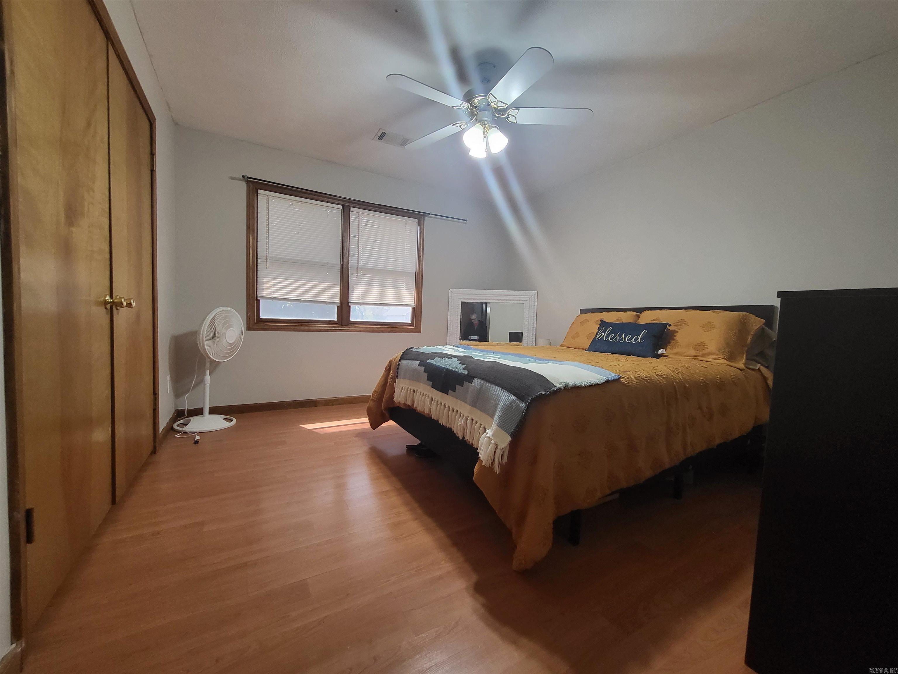 HUNTERS RUN - Residential