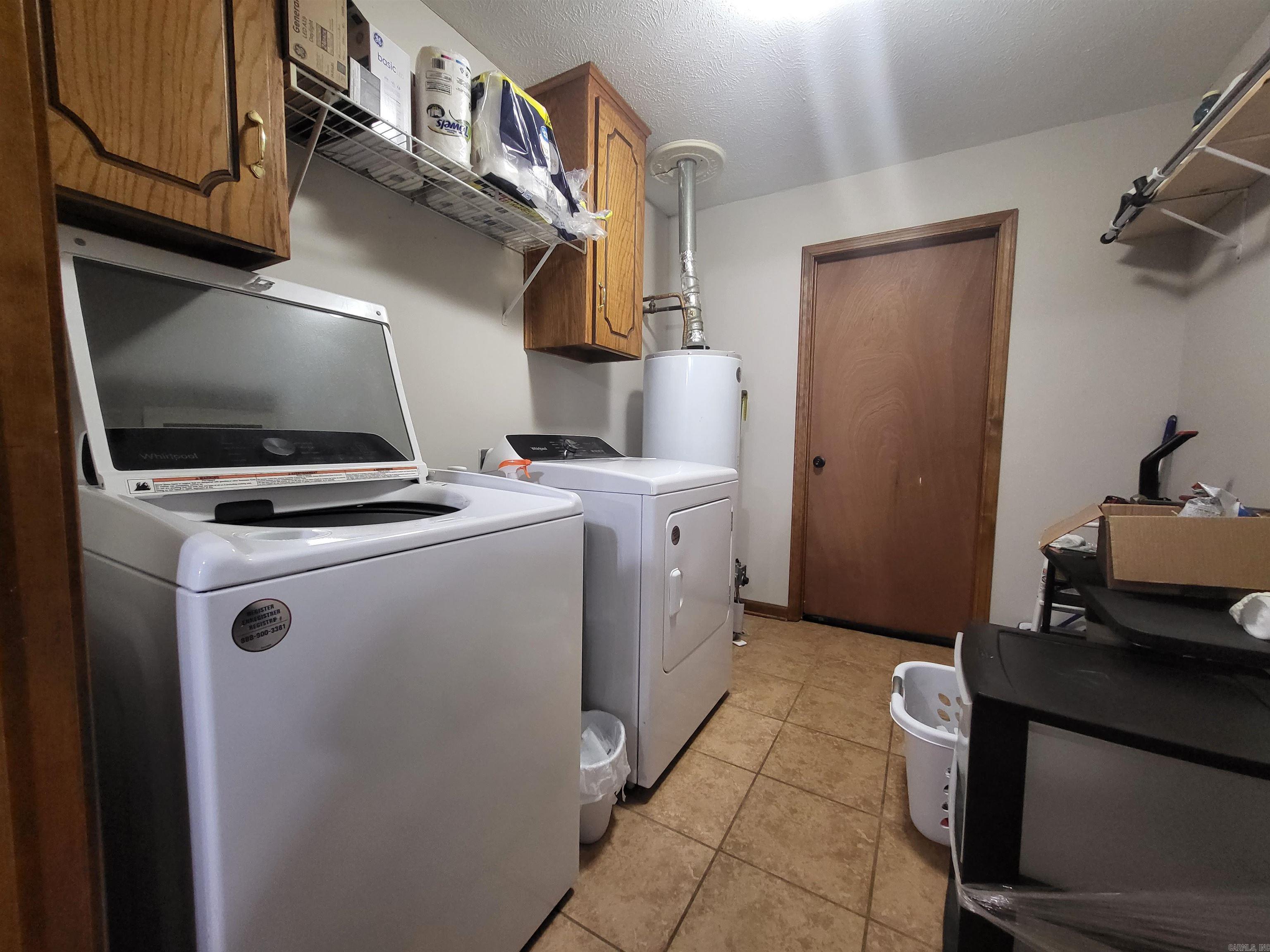 HUNTERS RUN - Residential