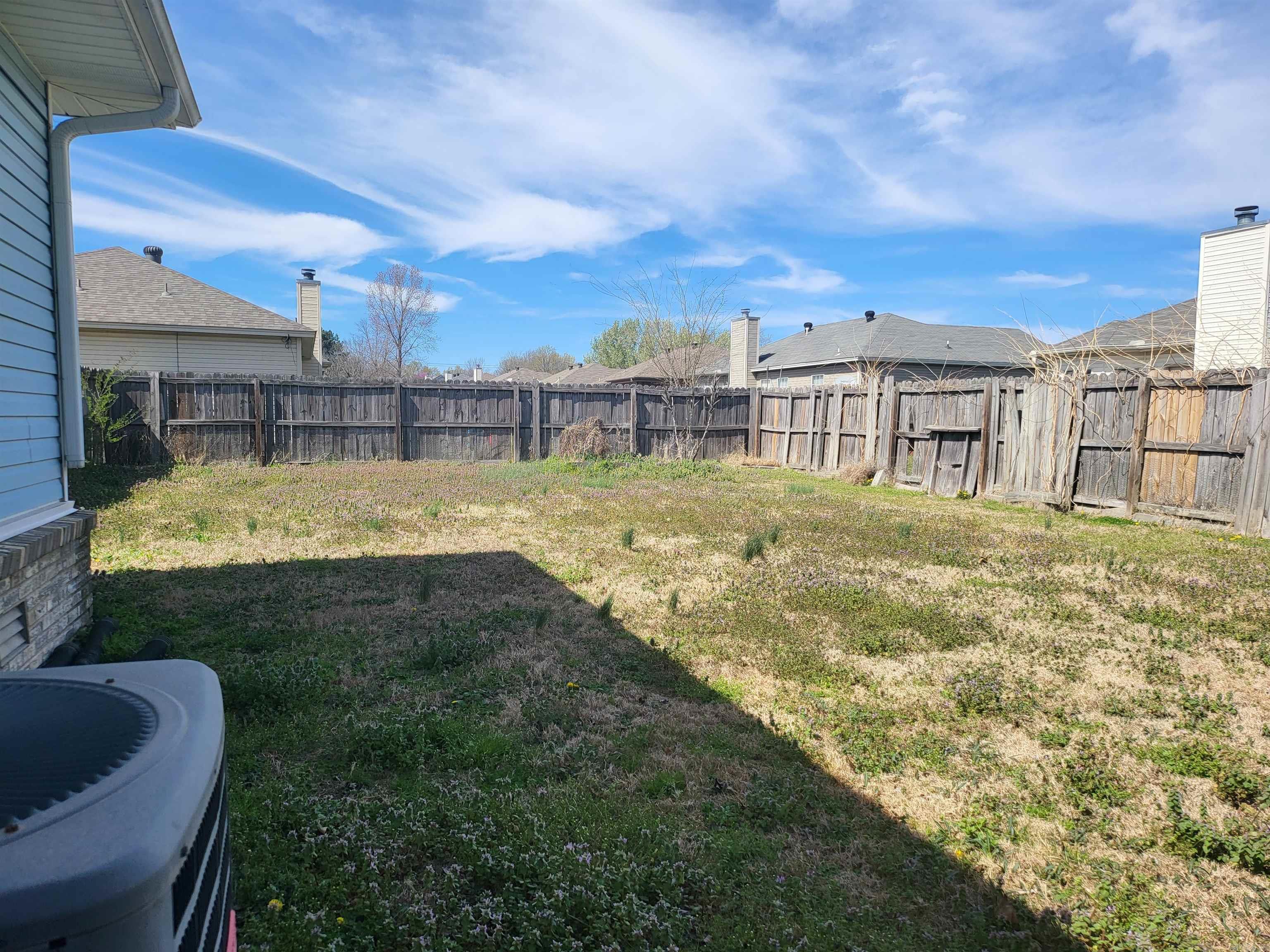 HUNTERS RUN - Residential