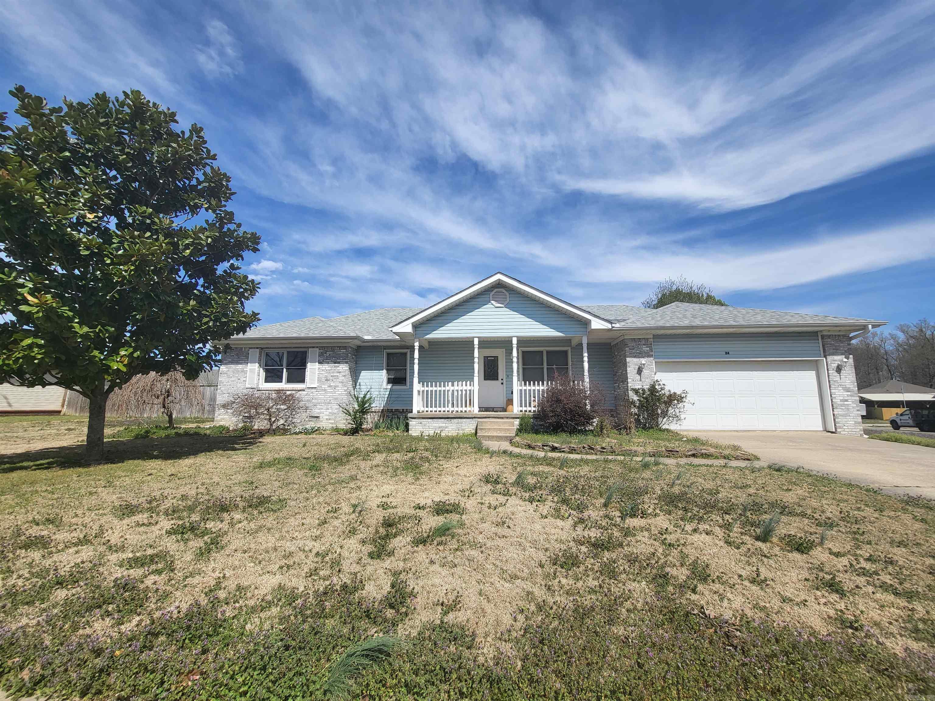 HUNTERS RUN - Residential