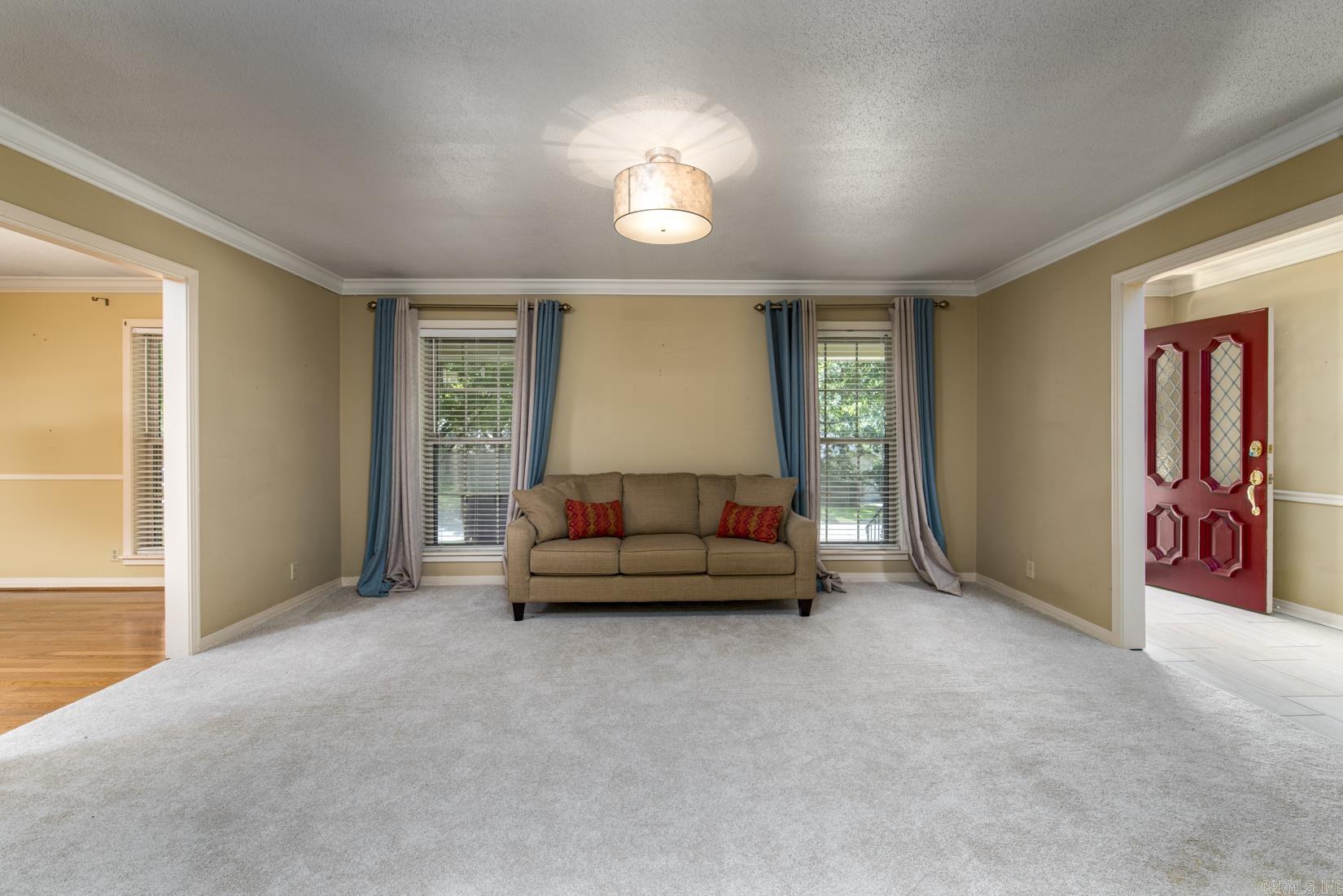 PLEASANT VALLEY - Residential