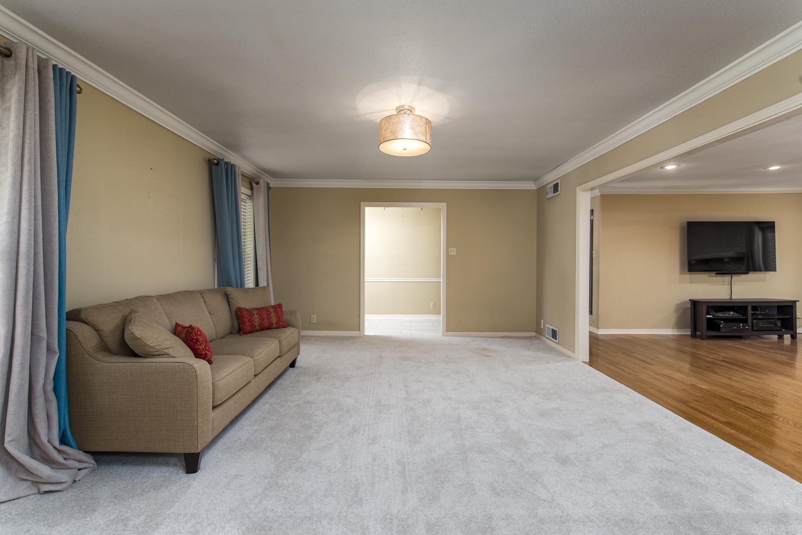 PLEASANT VALLEY - Residential