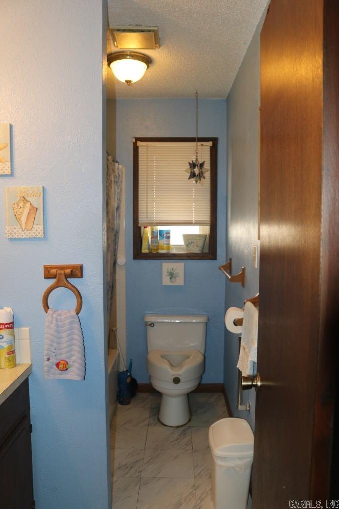 WOODLAND HEIGHTS - Residential