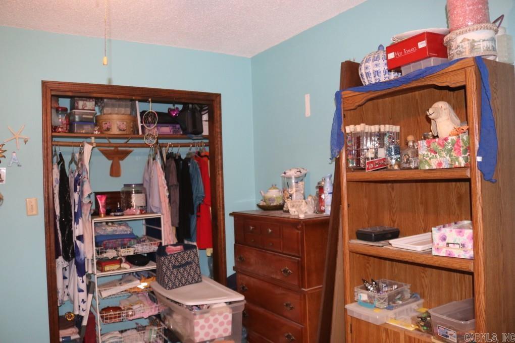 WOODLAND HEIGHTS - Residential