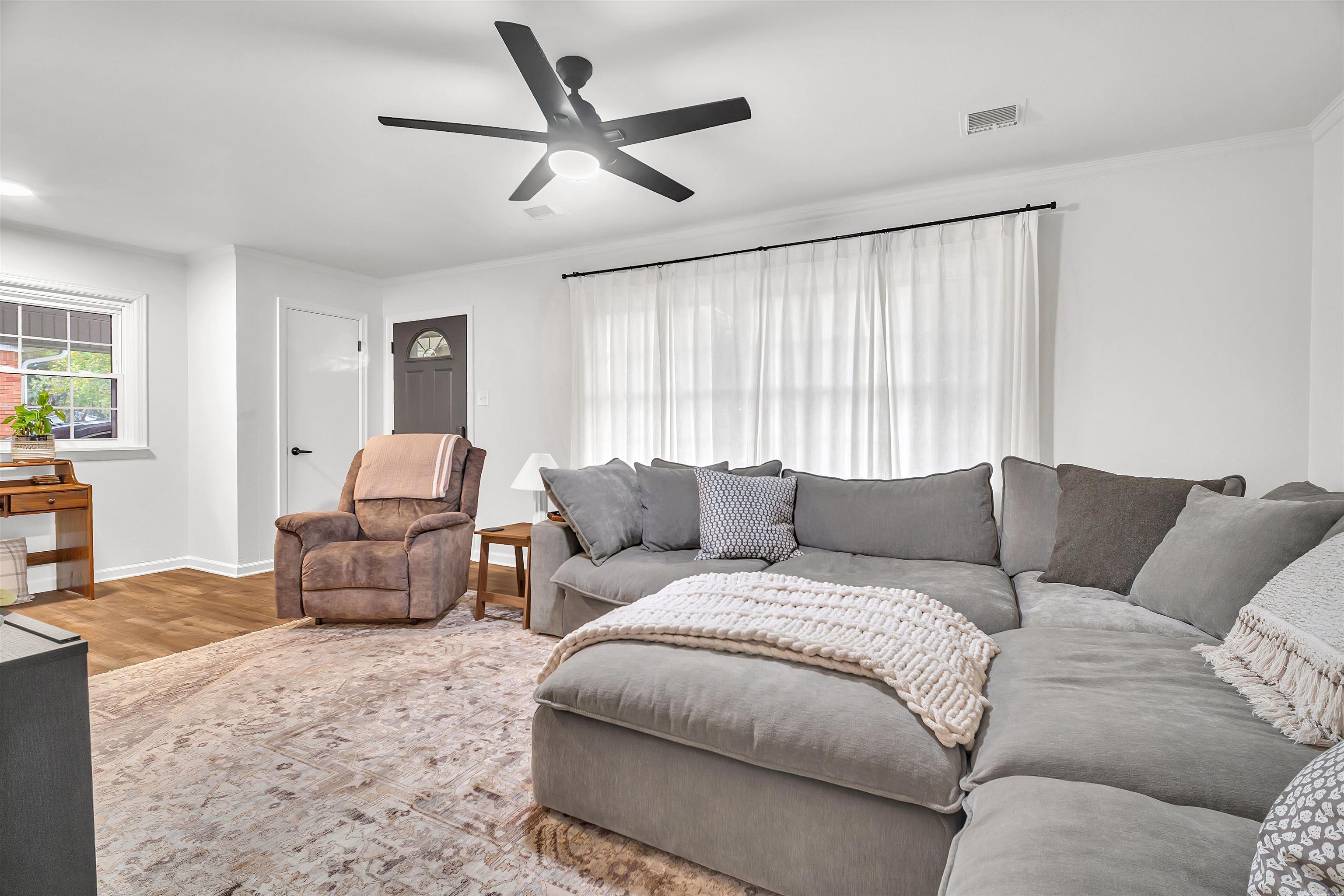 Holloway Replat South Hwy - Residential