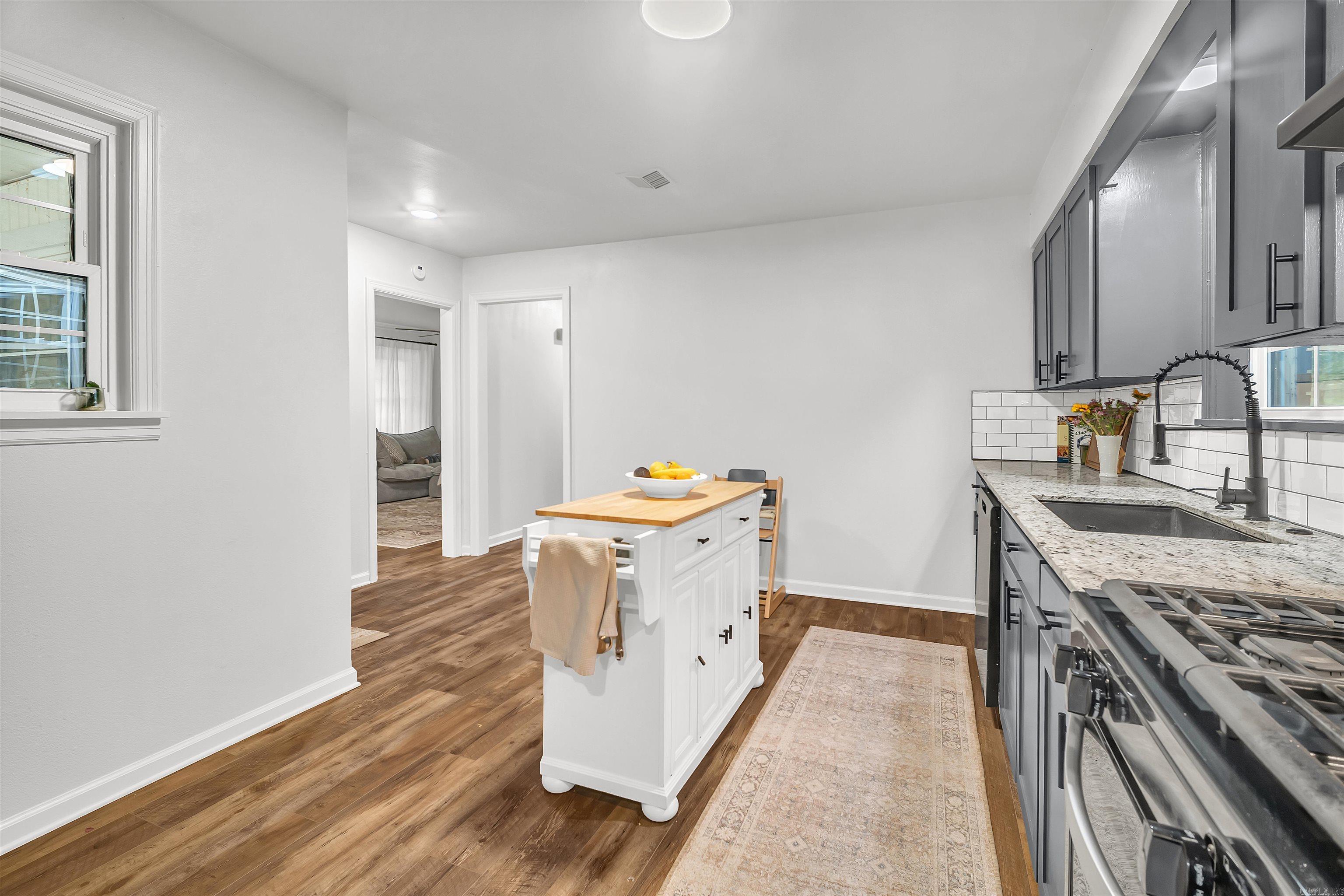 Holloway Replat South Hwy - Residential