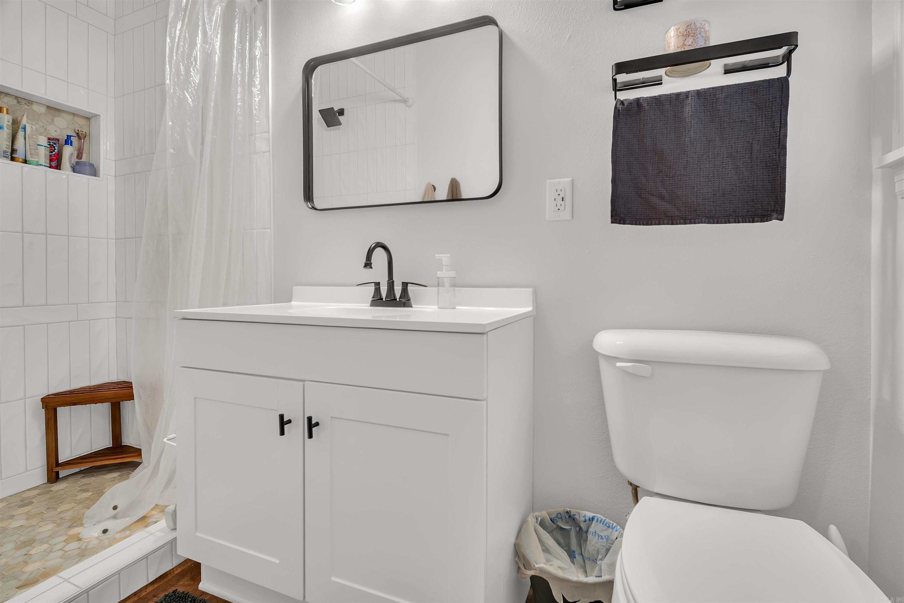 Holloway Replat South Hwy - Residential