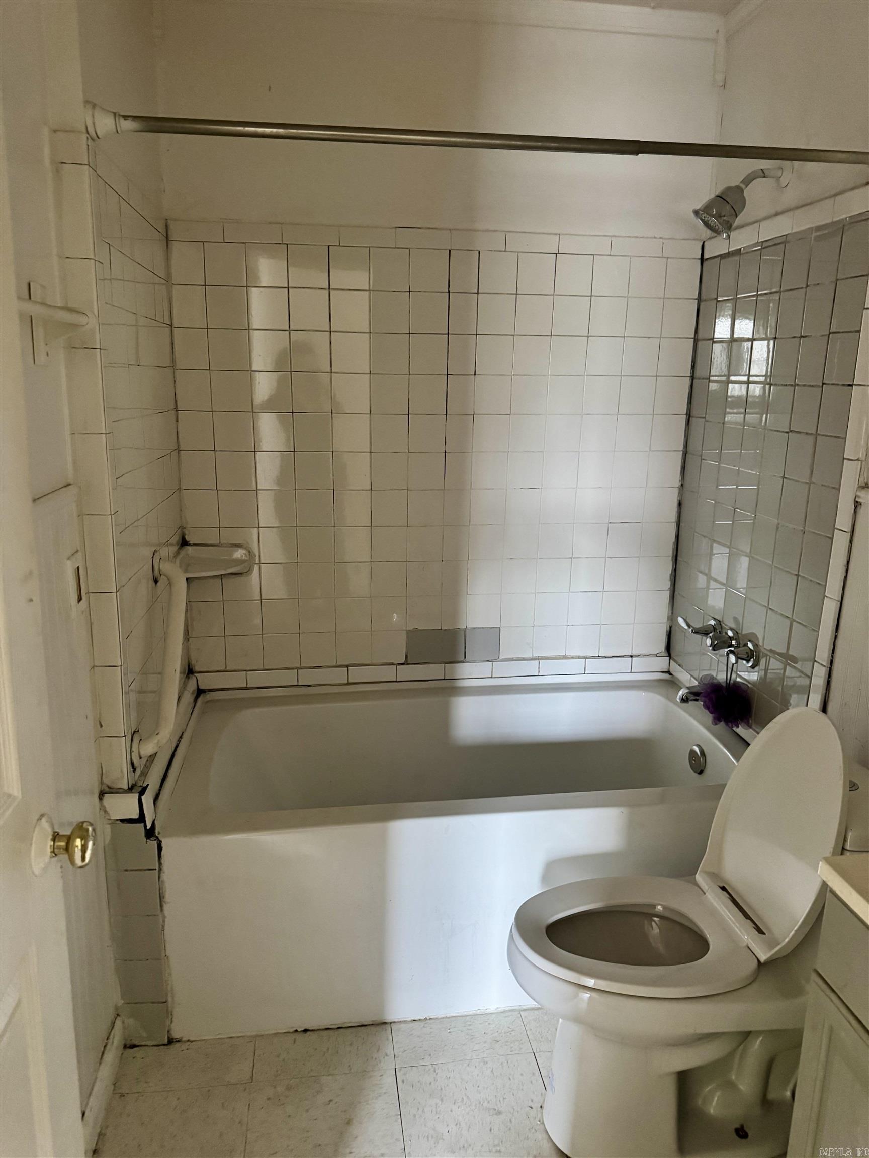 ALTA VISTA - Residential