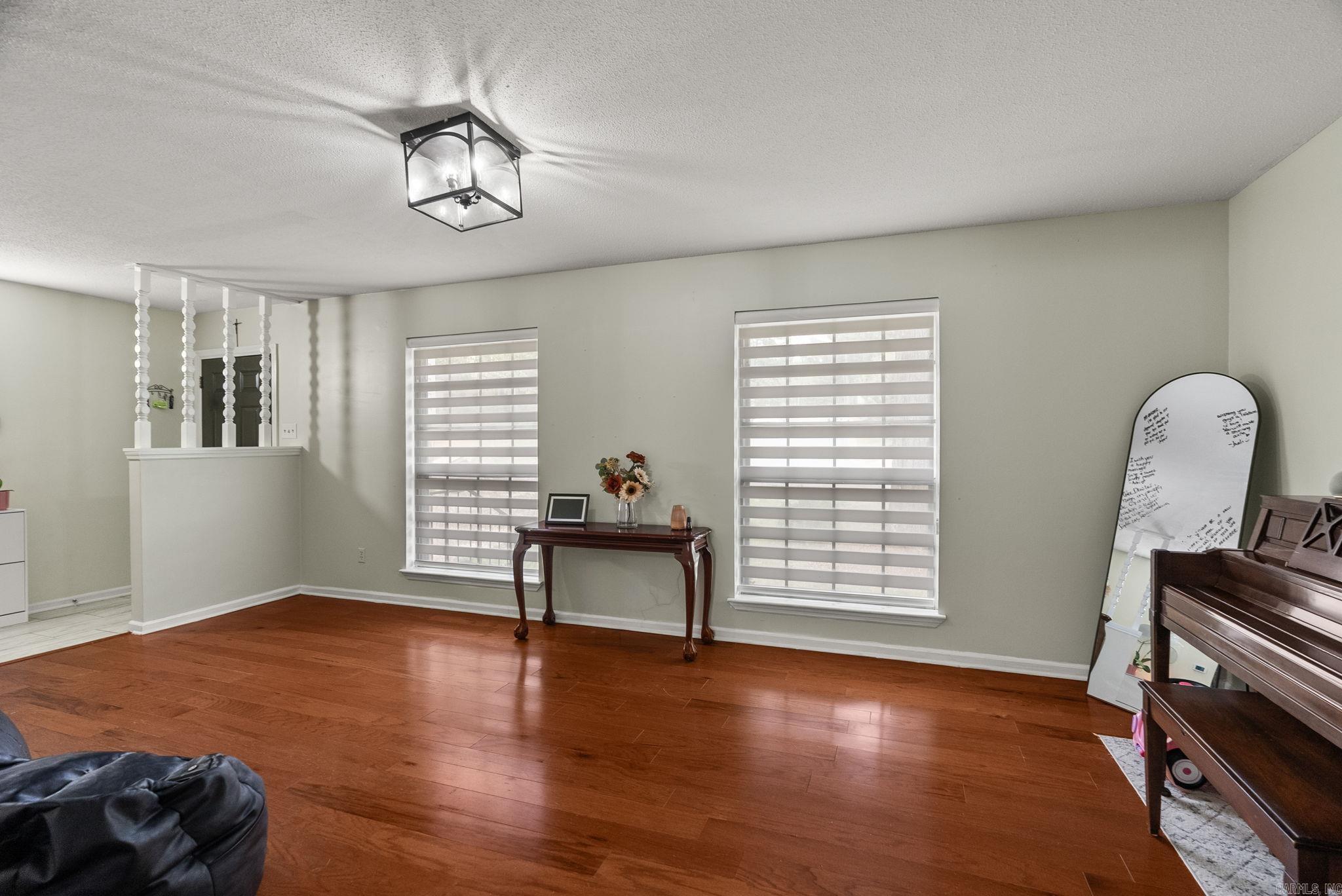 ECHO VALLEY - Residential