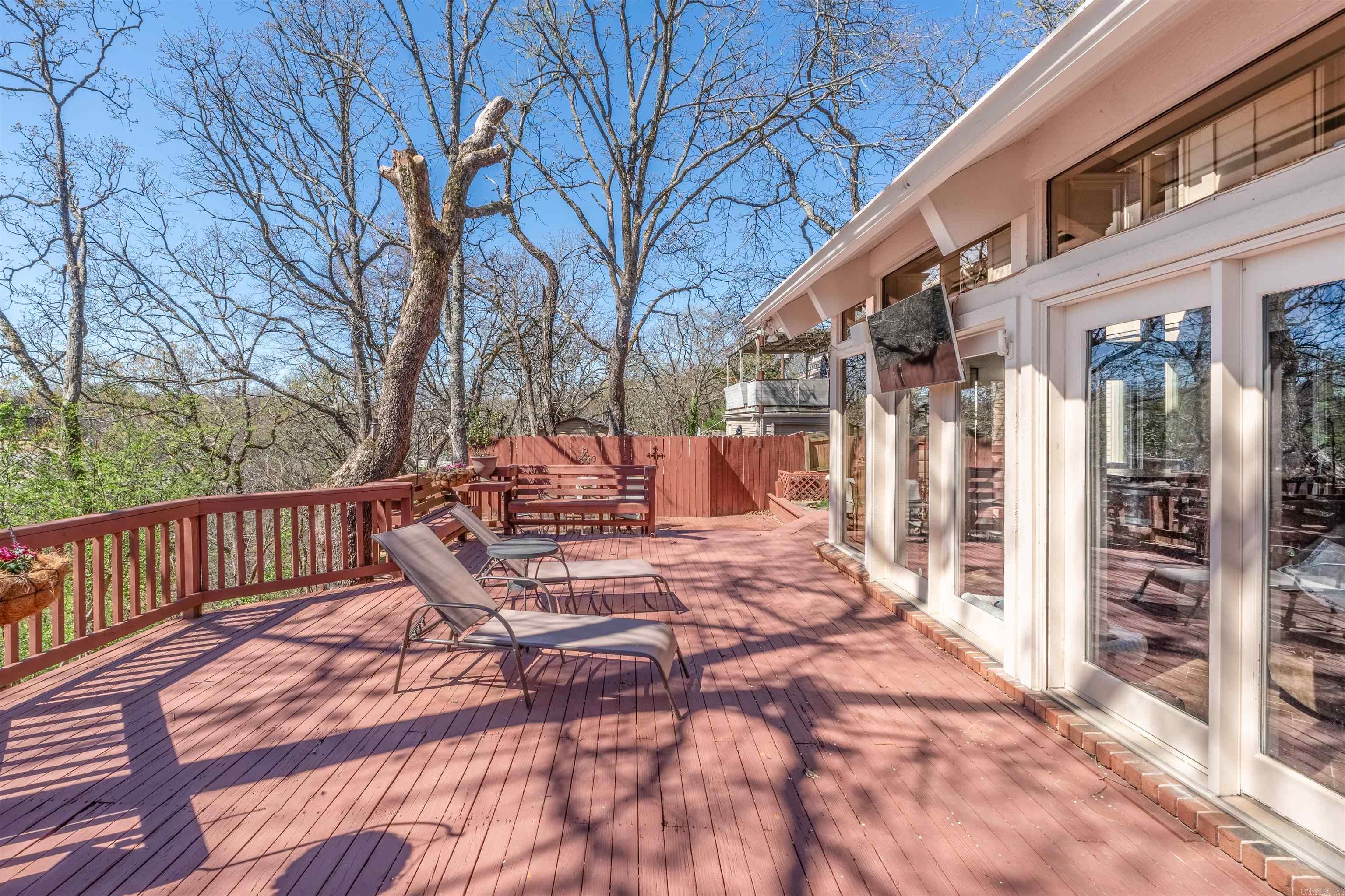 SHADY VALLEY - Residential