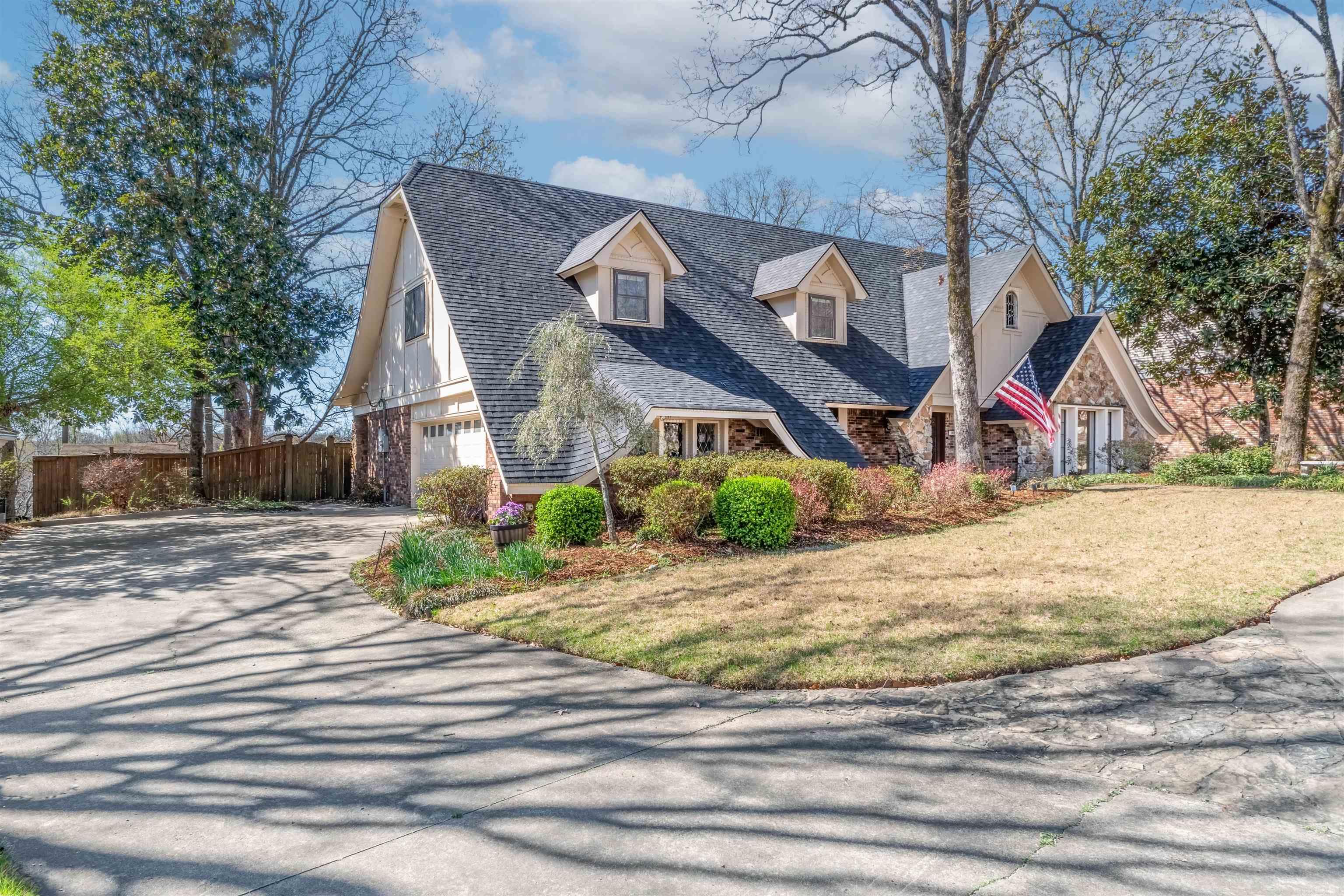 SHADY VALLEY - Residential