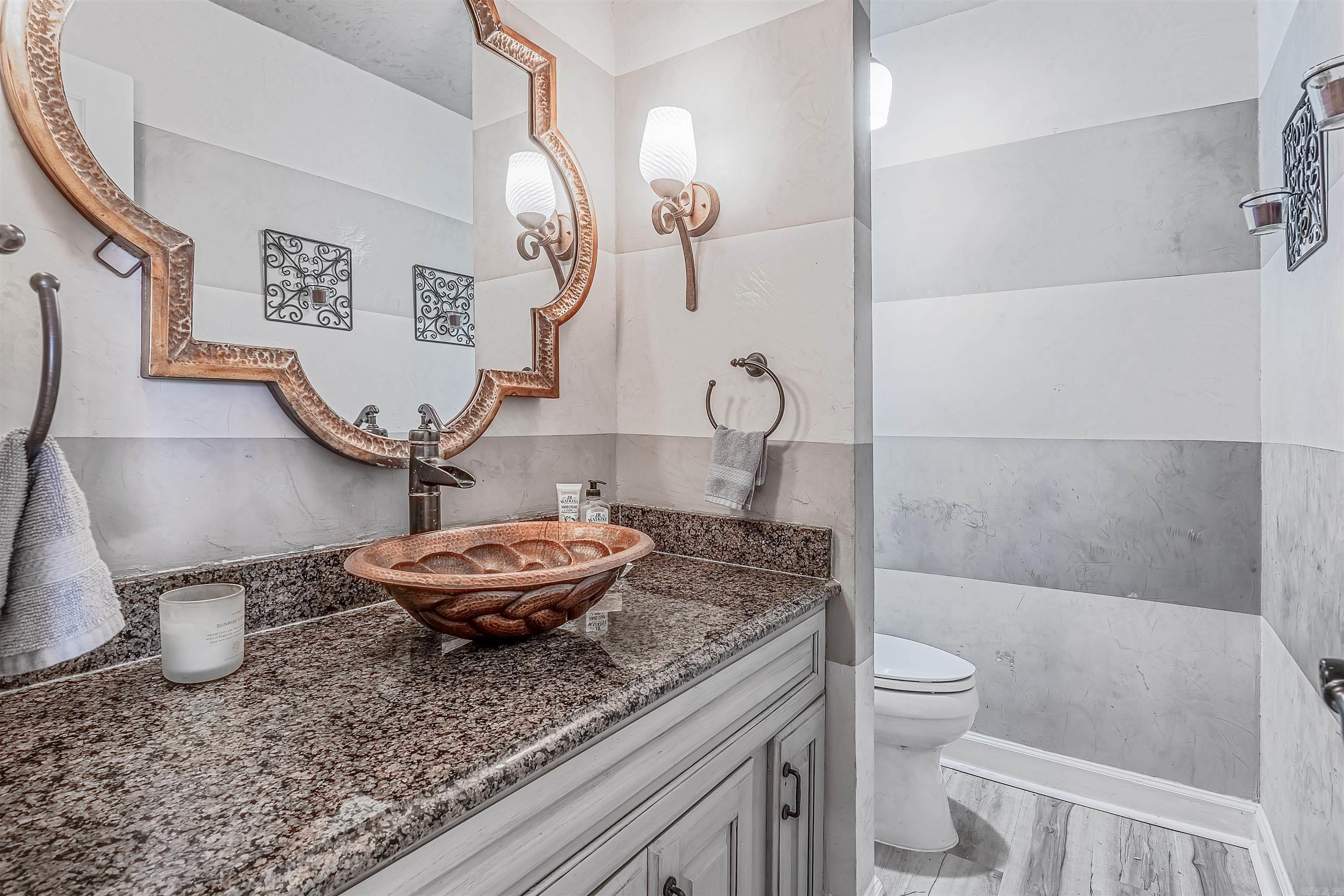 SHADY VALLEY - Residential