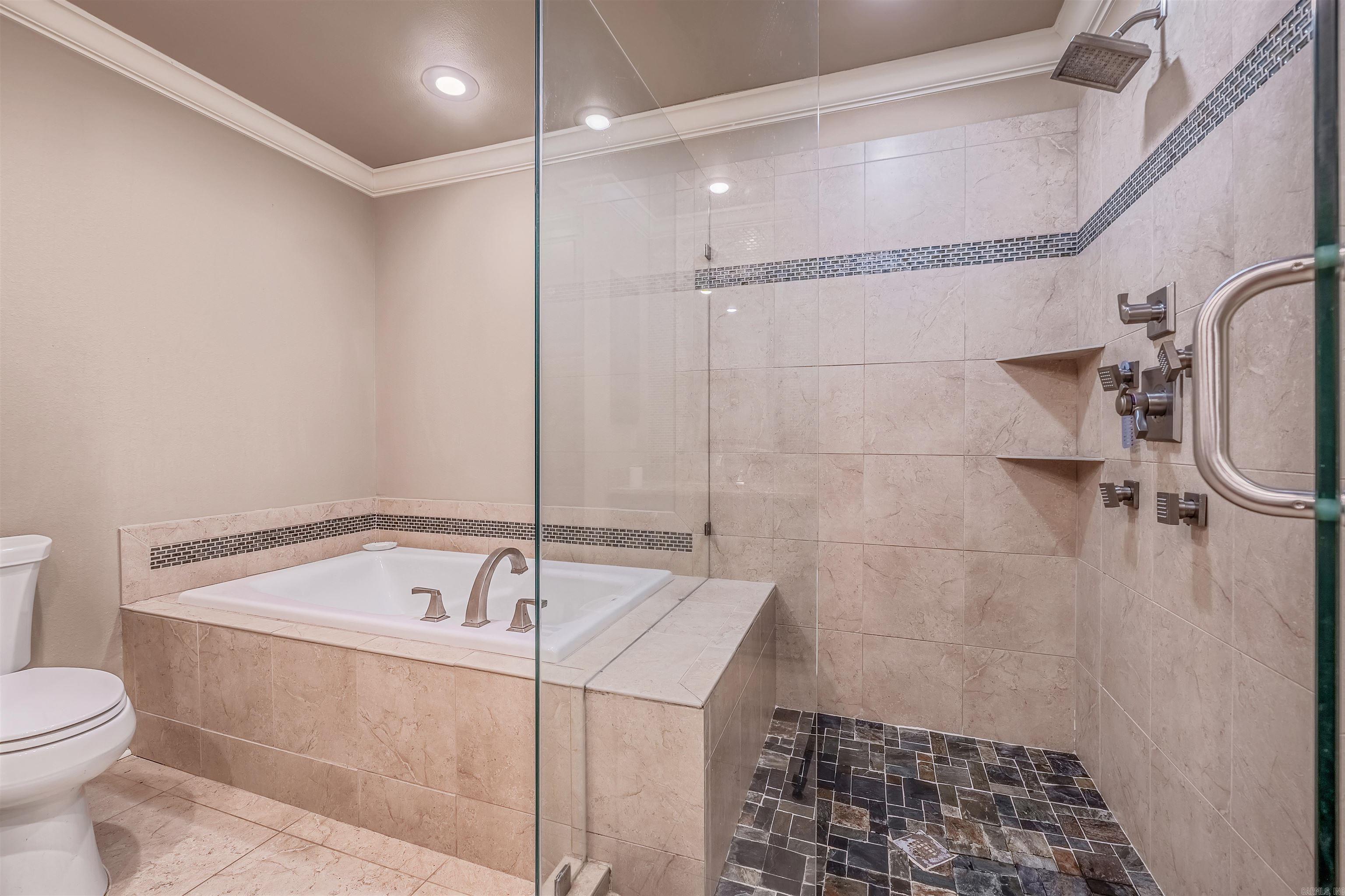 SHADY VALLEY - Residential