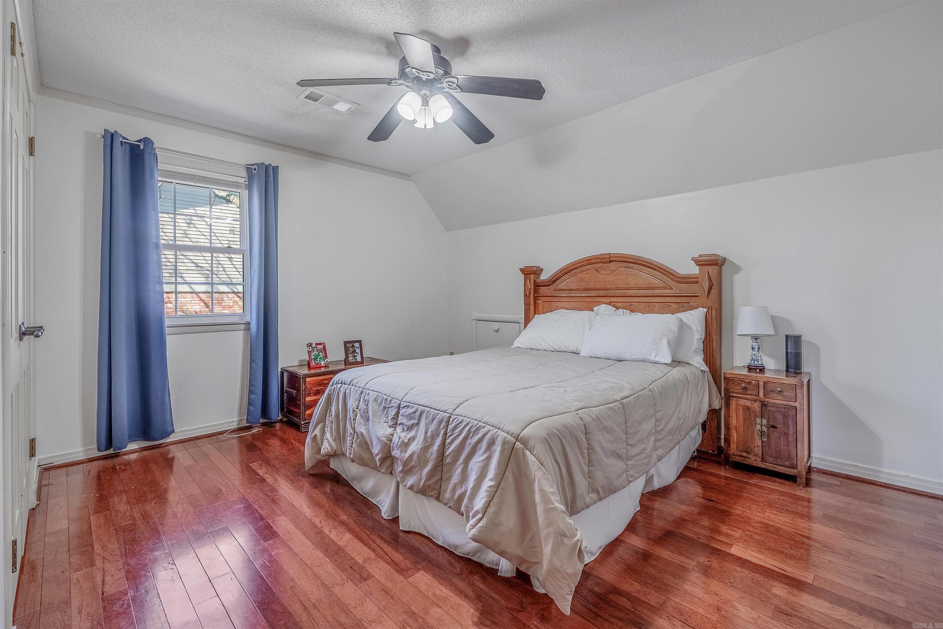 SHADY VALLEY - Residential