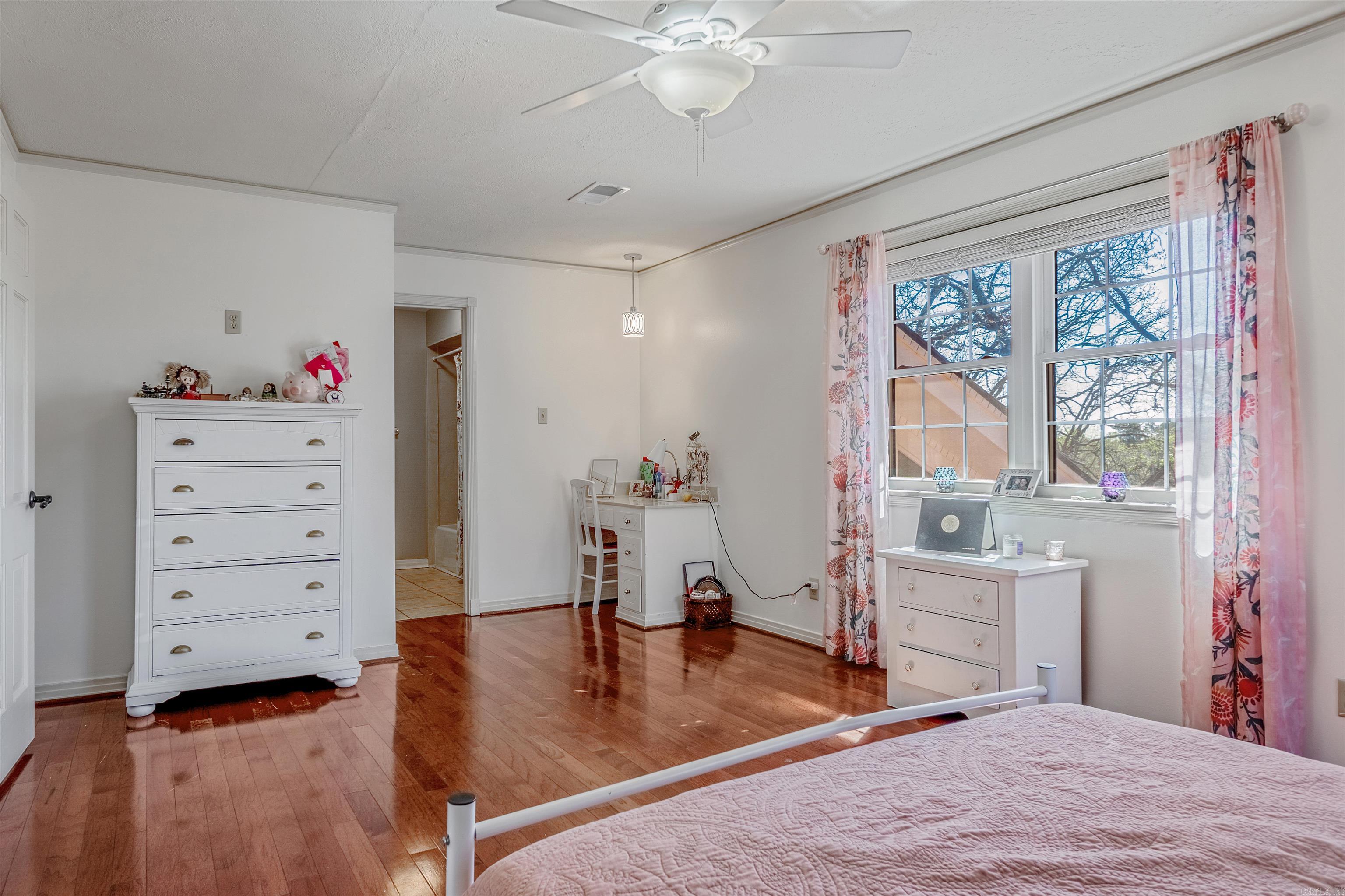 SHADY VALLEY - Residential