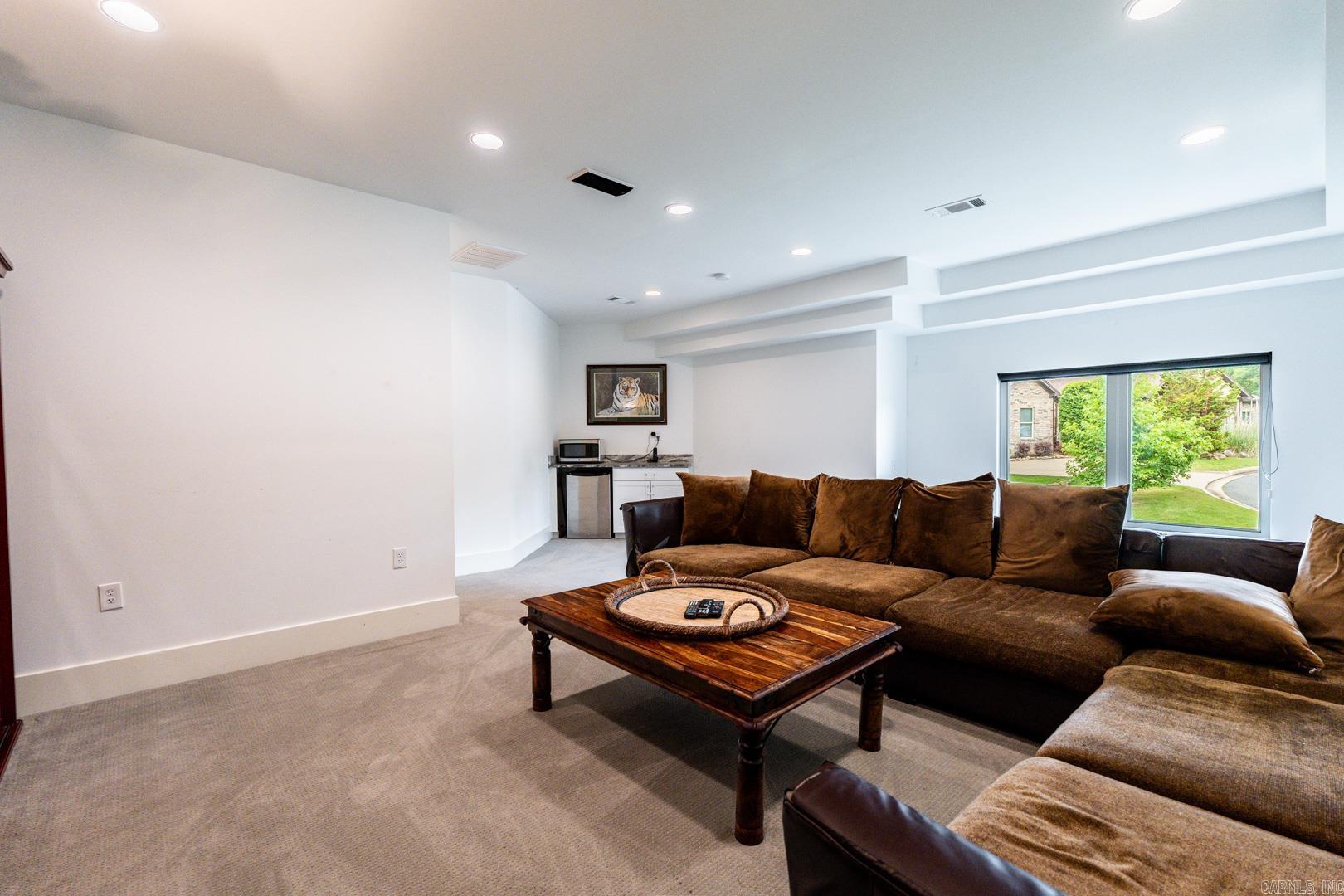 WOODLANDS EDGE - Residential