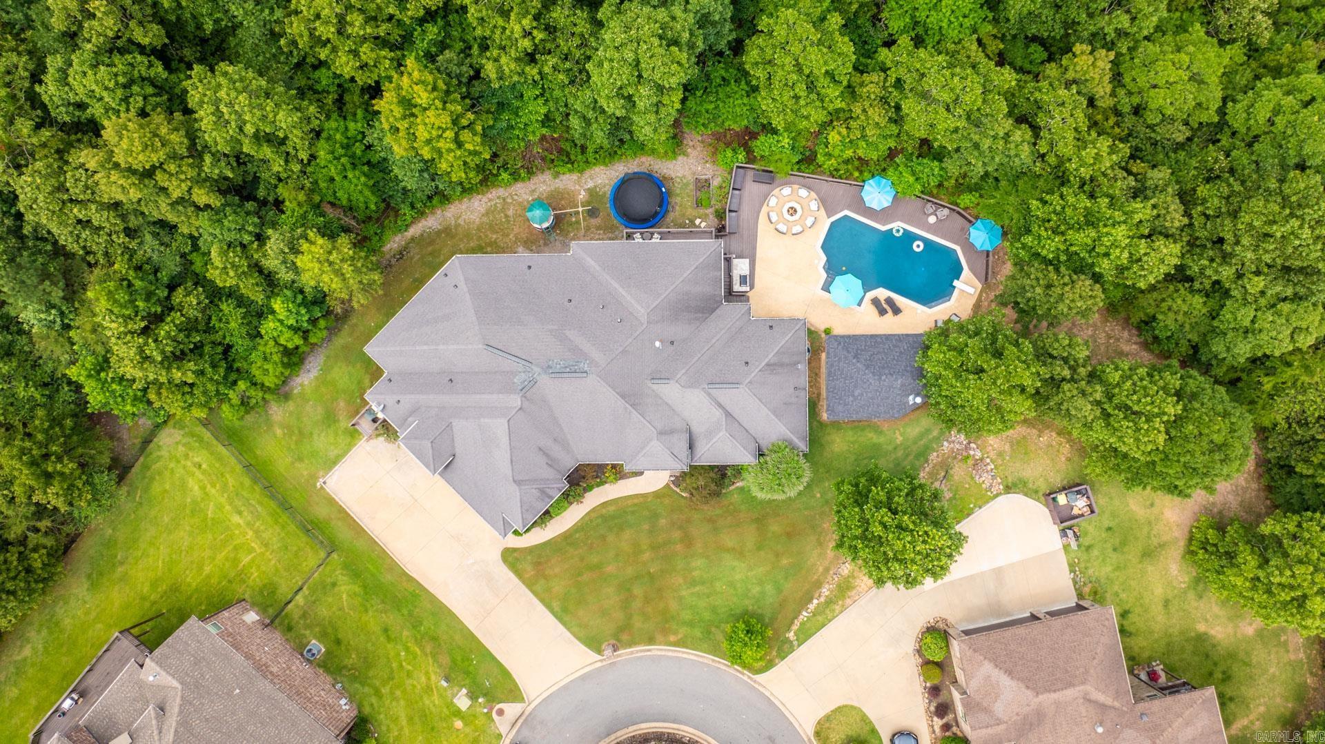 WOODLANDS EDGE - Residential