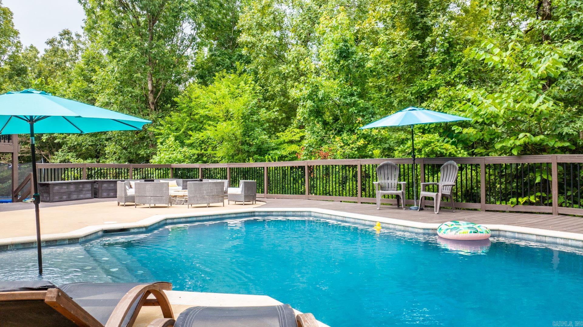 WOODLANDS EDGE - Residential