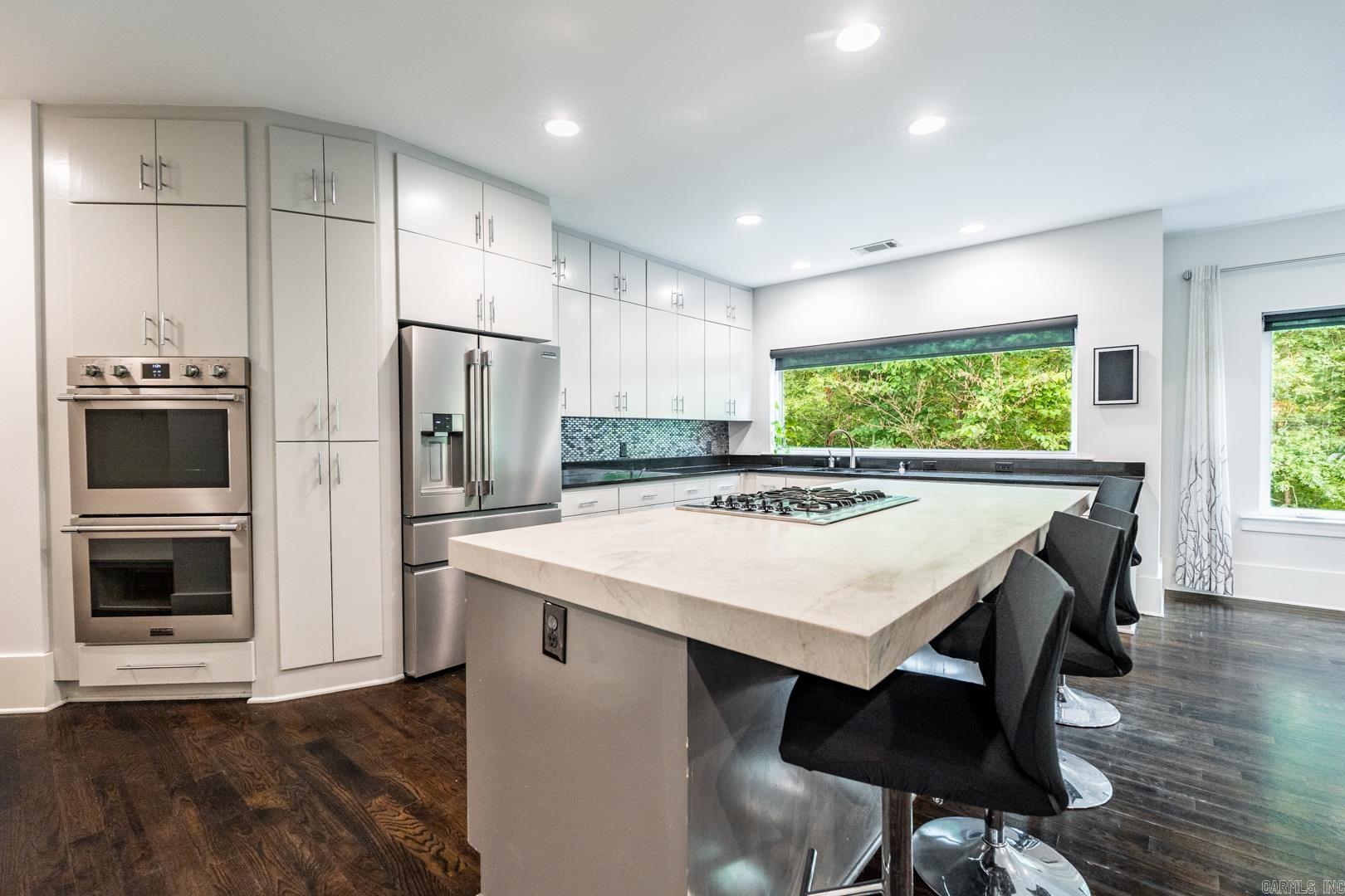 WOODLANDS EDGE - Residential