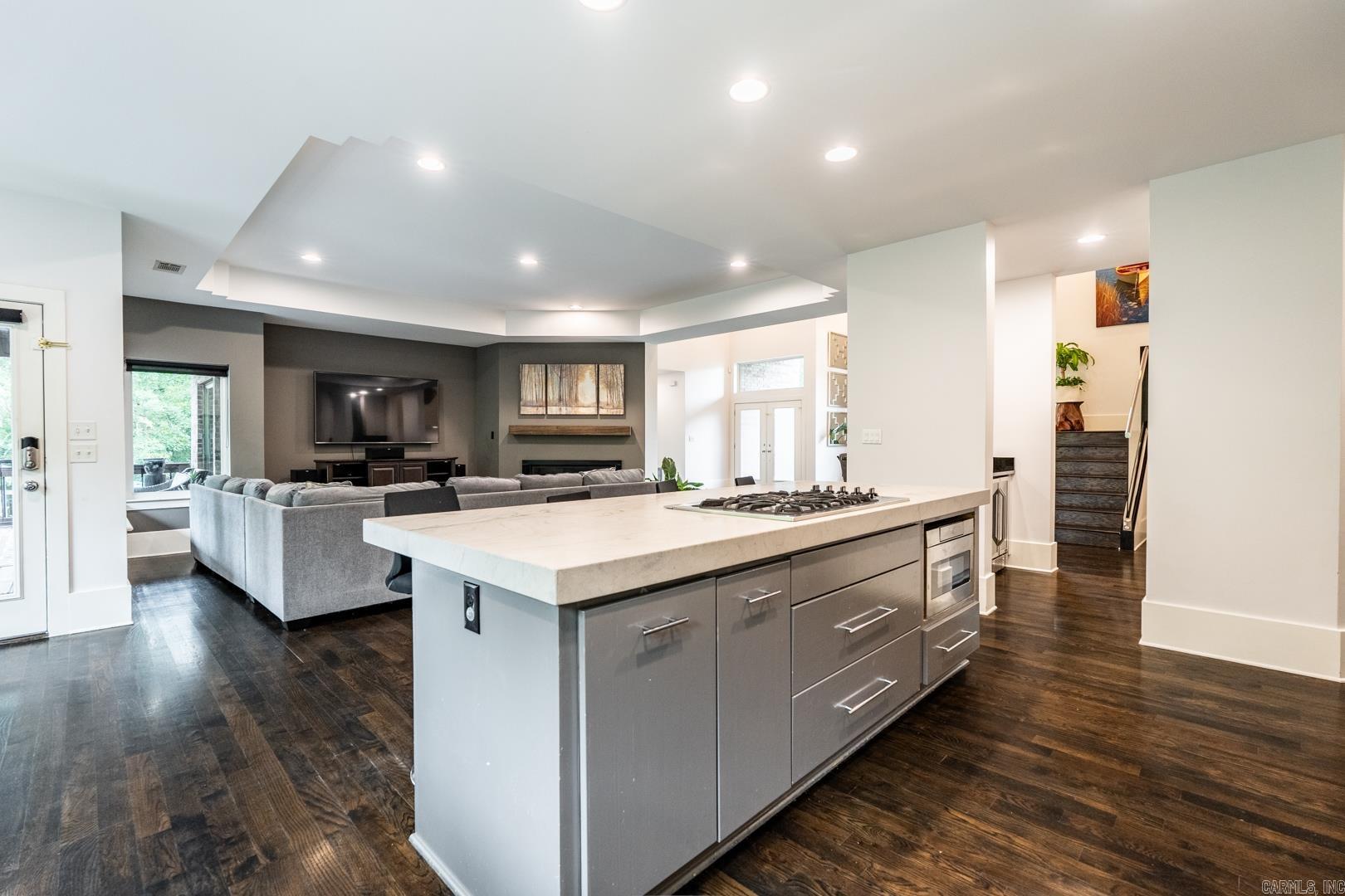 WOODLANDS EDGE - Residential