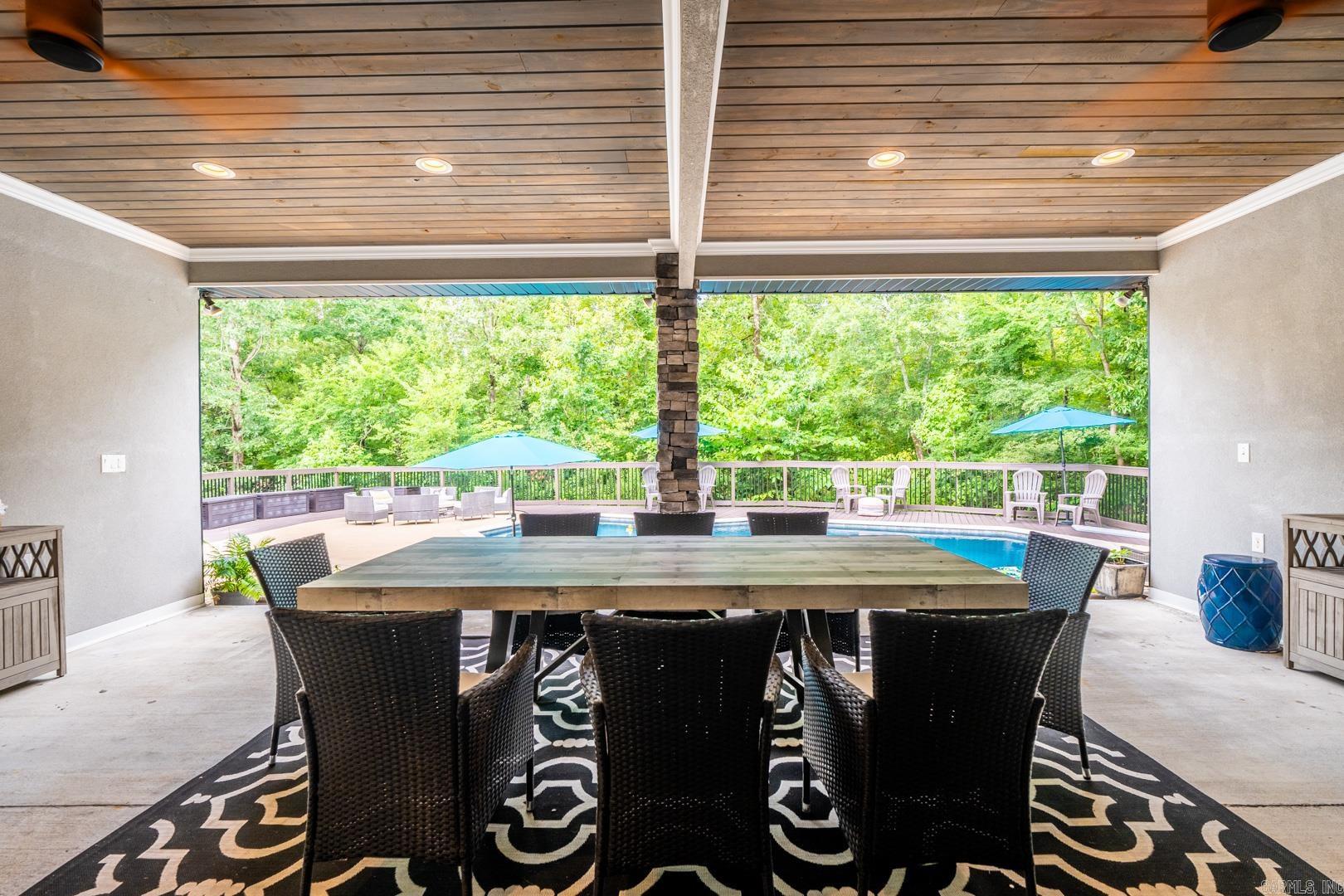 WOODLANDS EDGE - Residential