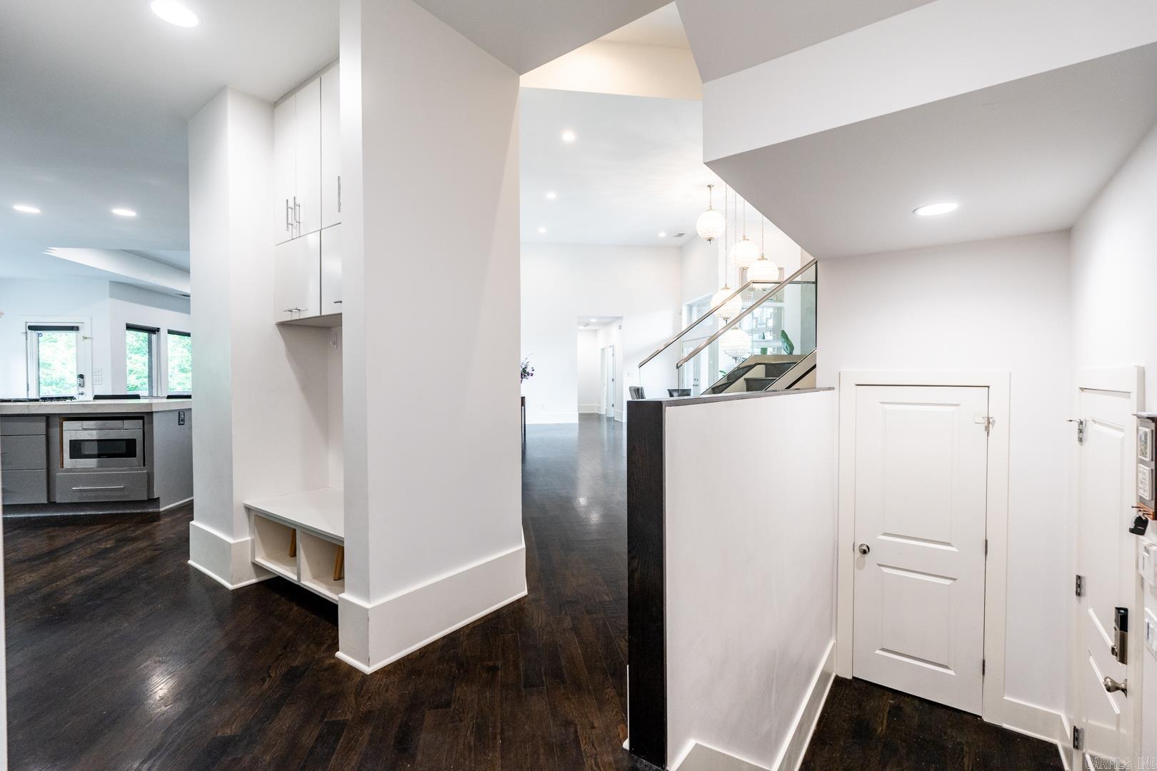 WOODLANDS EDGE - Residential