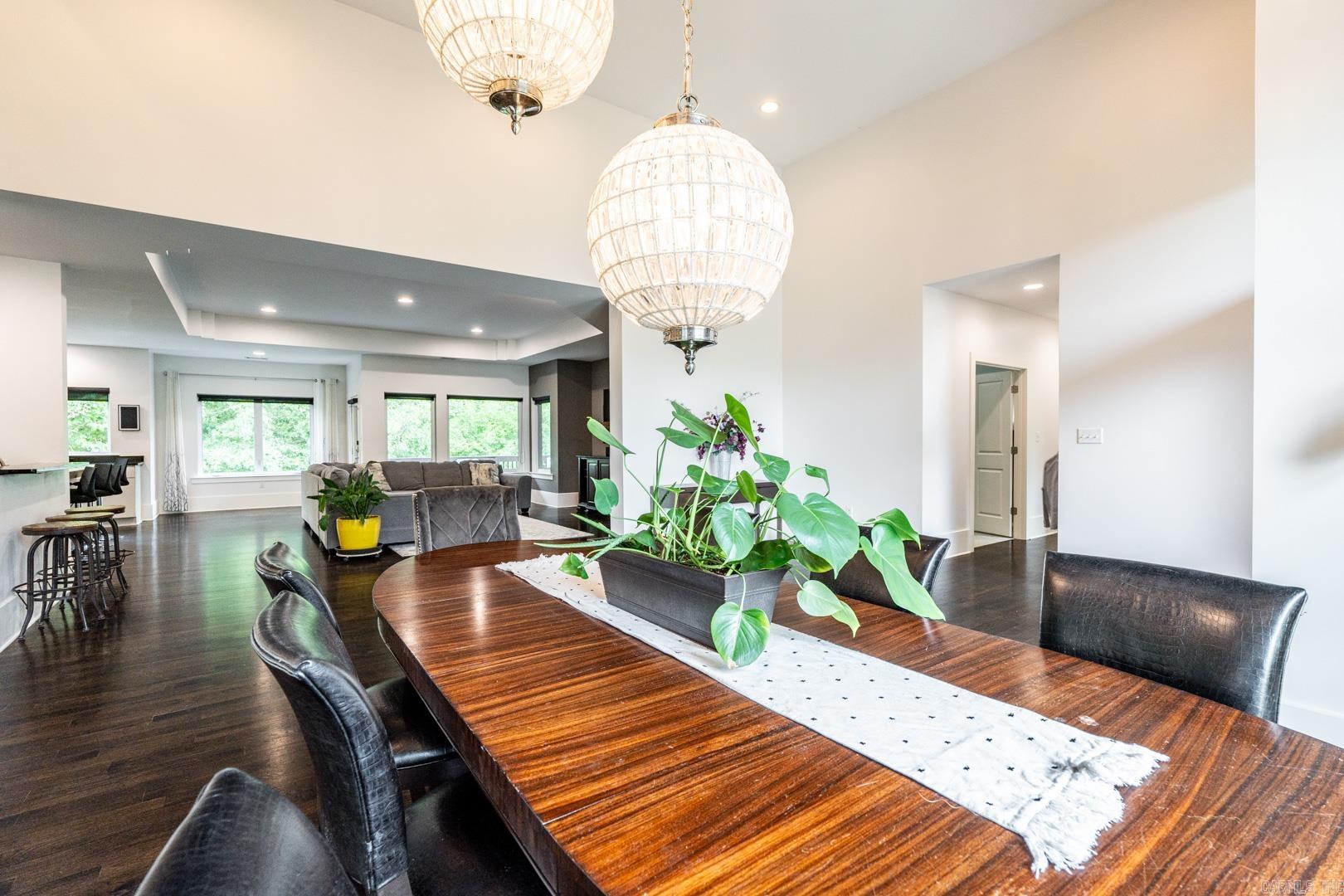 WOODLANDS EDGE - Residential