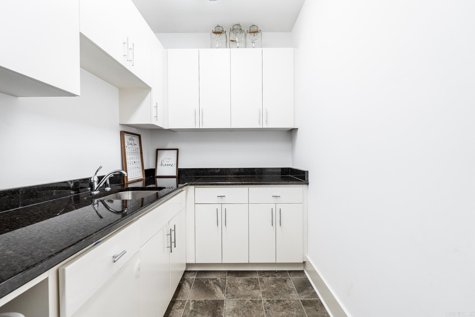 WOODLANDS EDGE - Residential