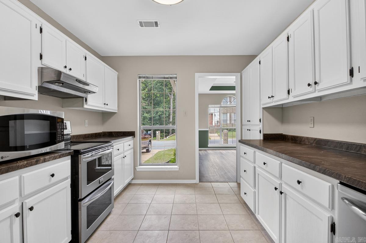 RIVER OAKS - Residential