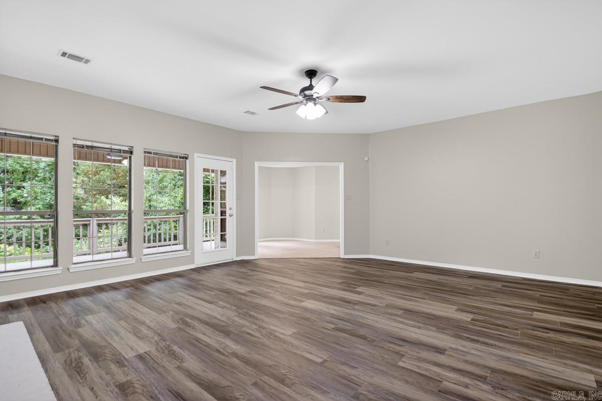 RIVER OAKS - Residential