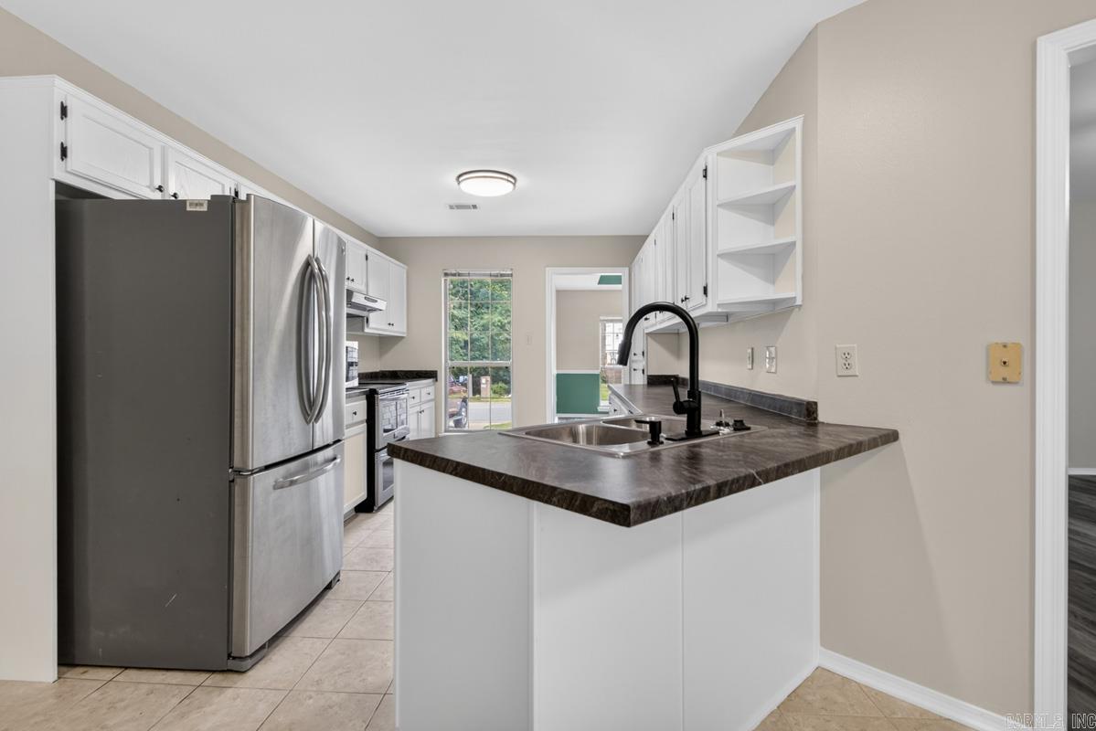 RIVER OAKS - Residential