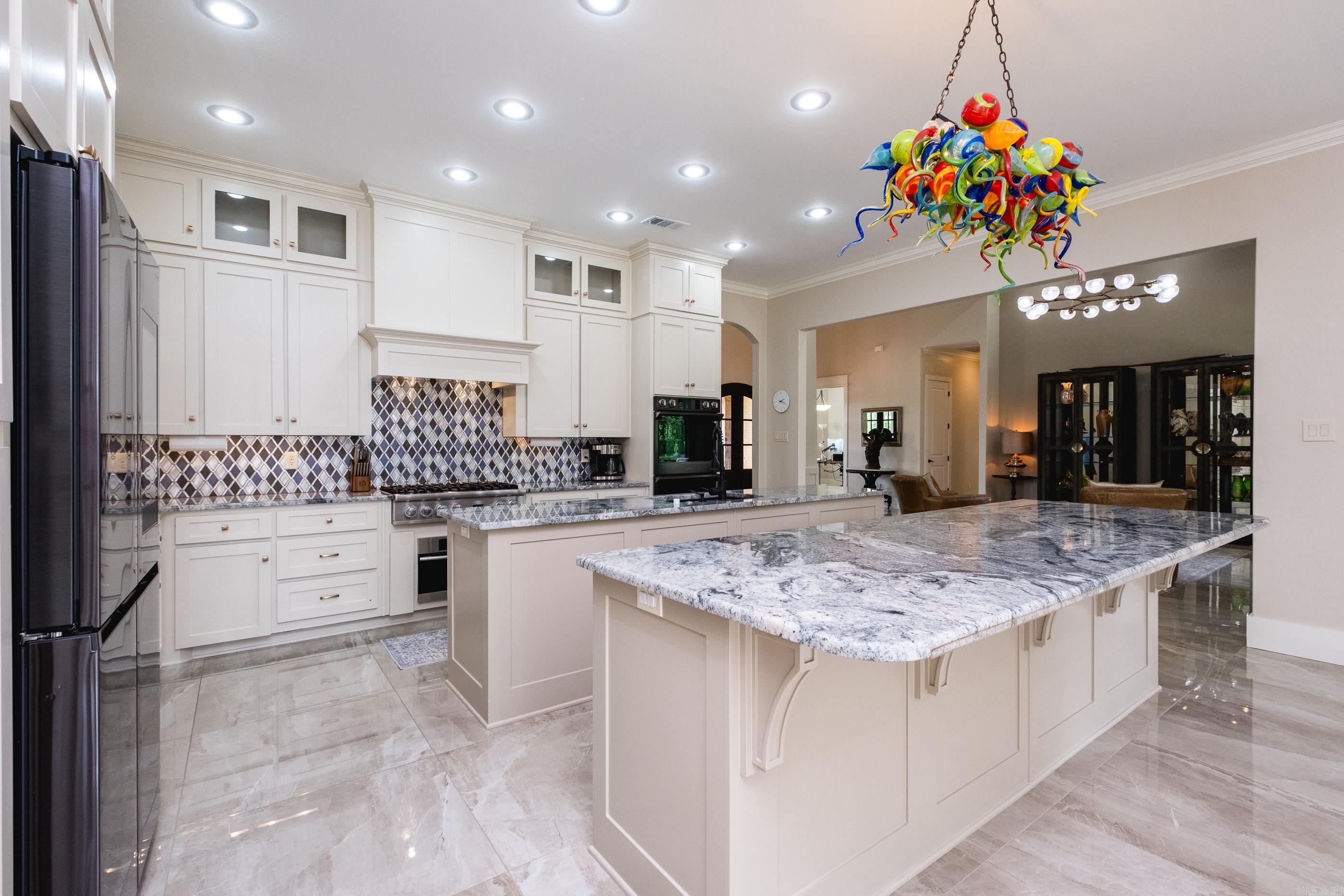 CHENAL VALLEY "ACCADIA COURT" - Residential