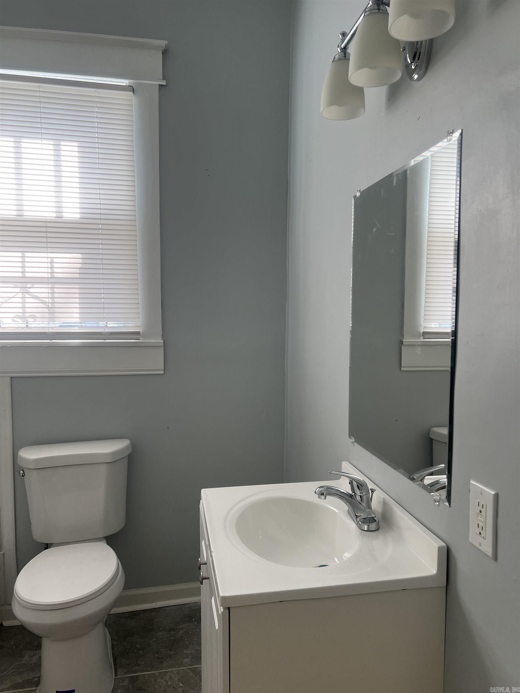 Worthen Wat - Residential Lease