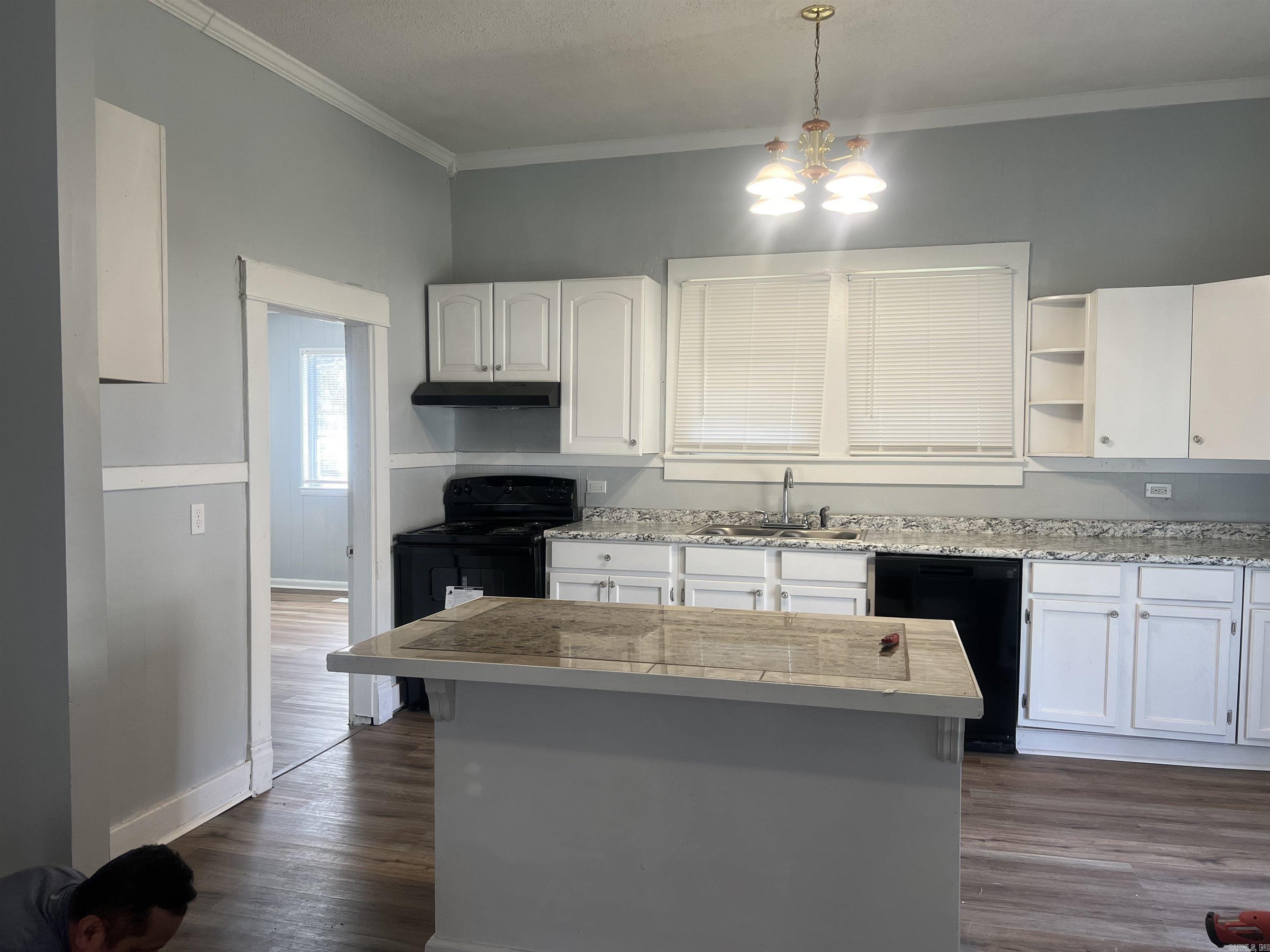 Worthen Wat - Residential Lease