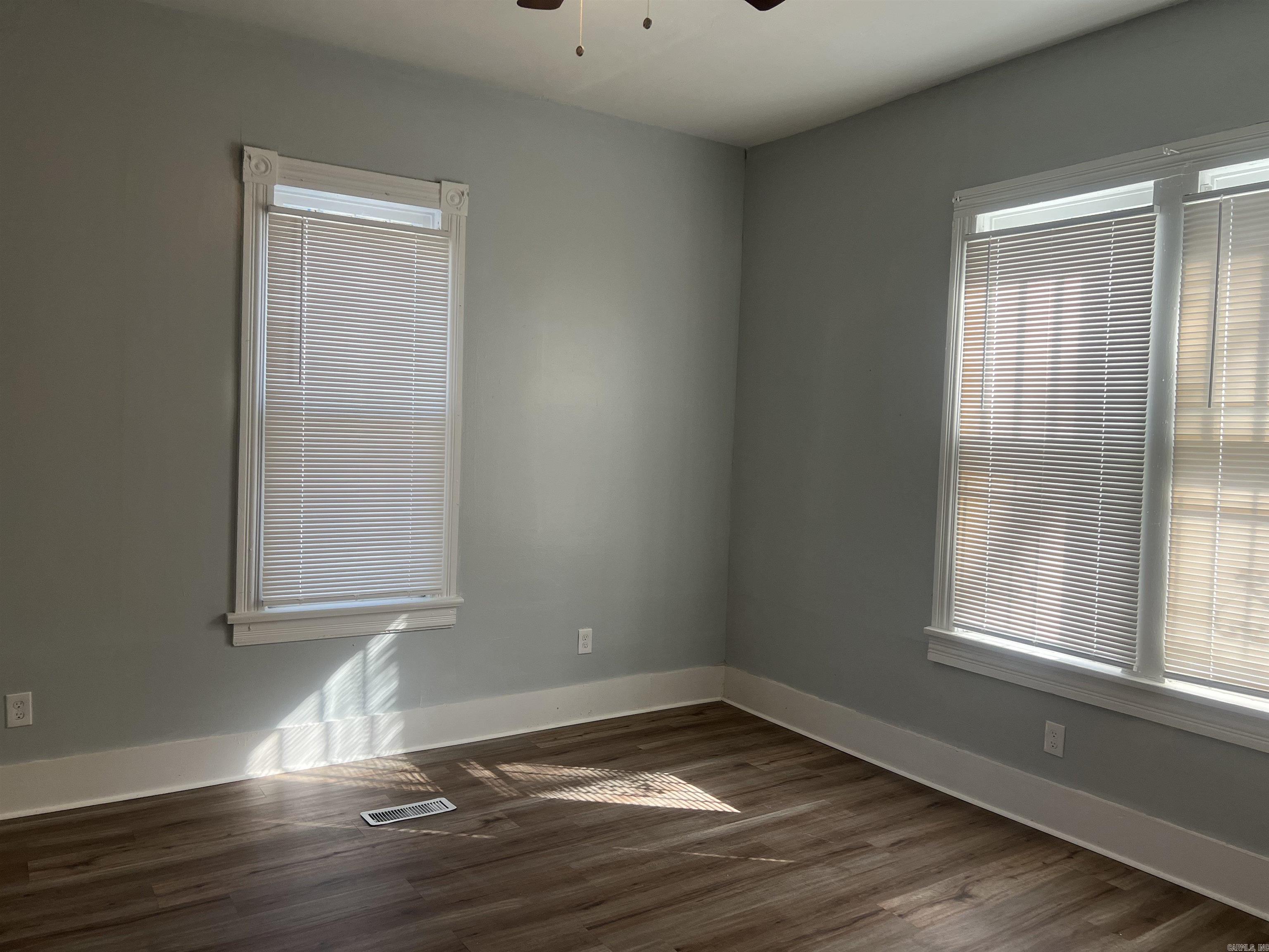 Worthen Wat - Residential Lease