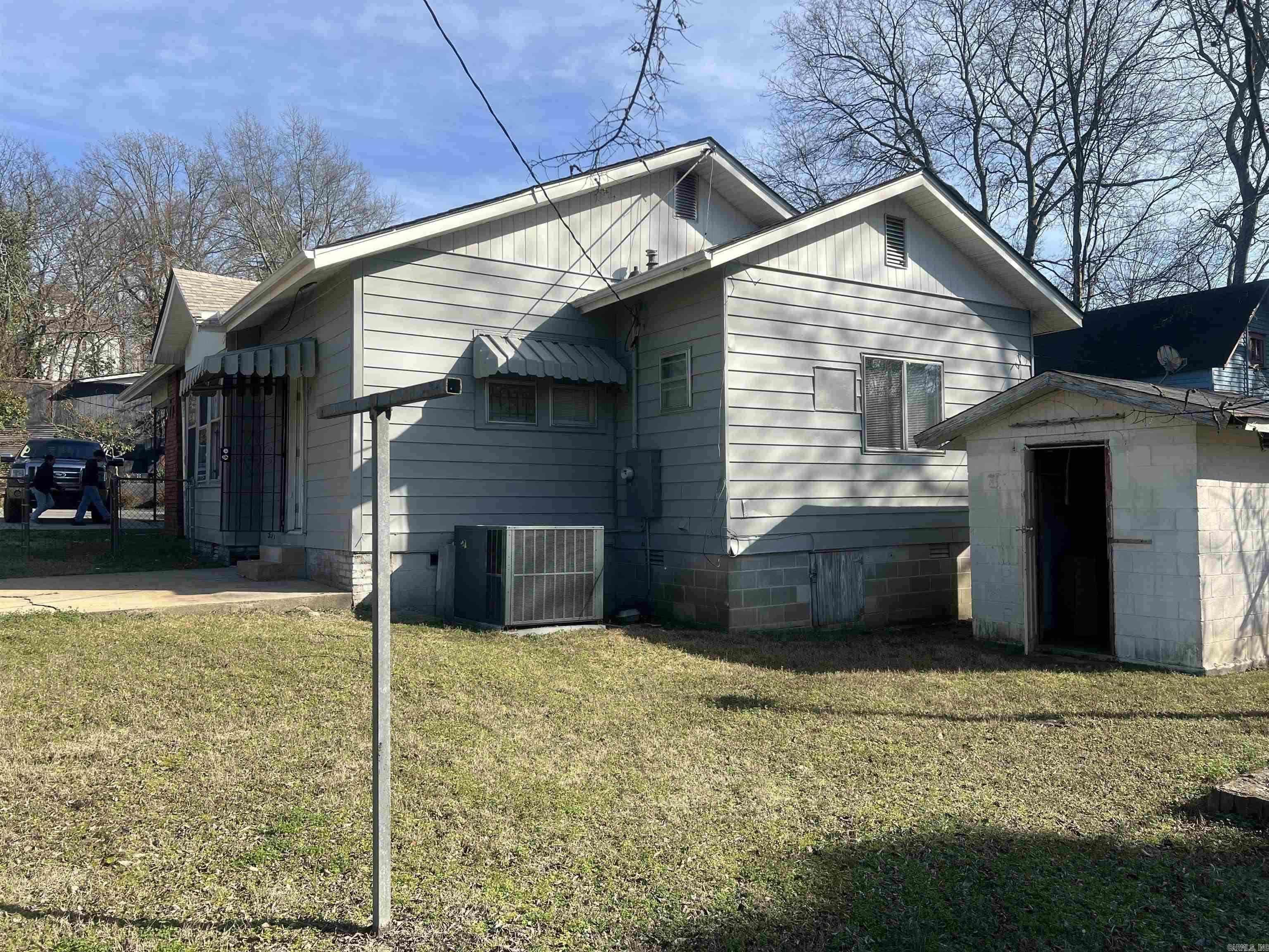 Worthen Wat - Residential Lease