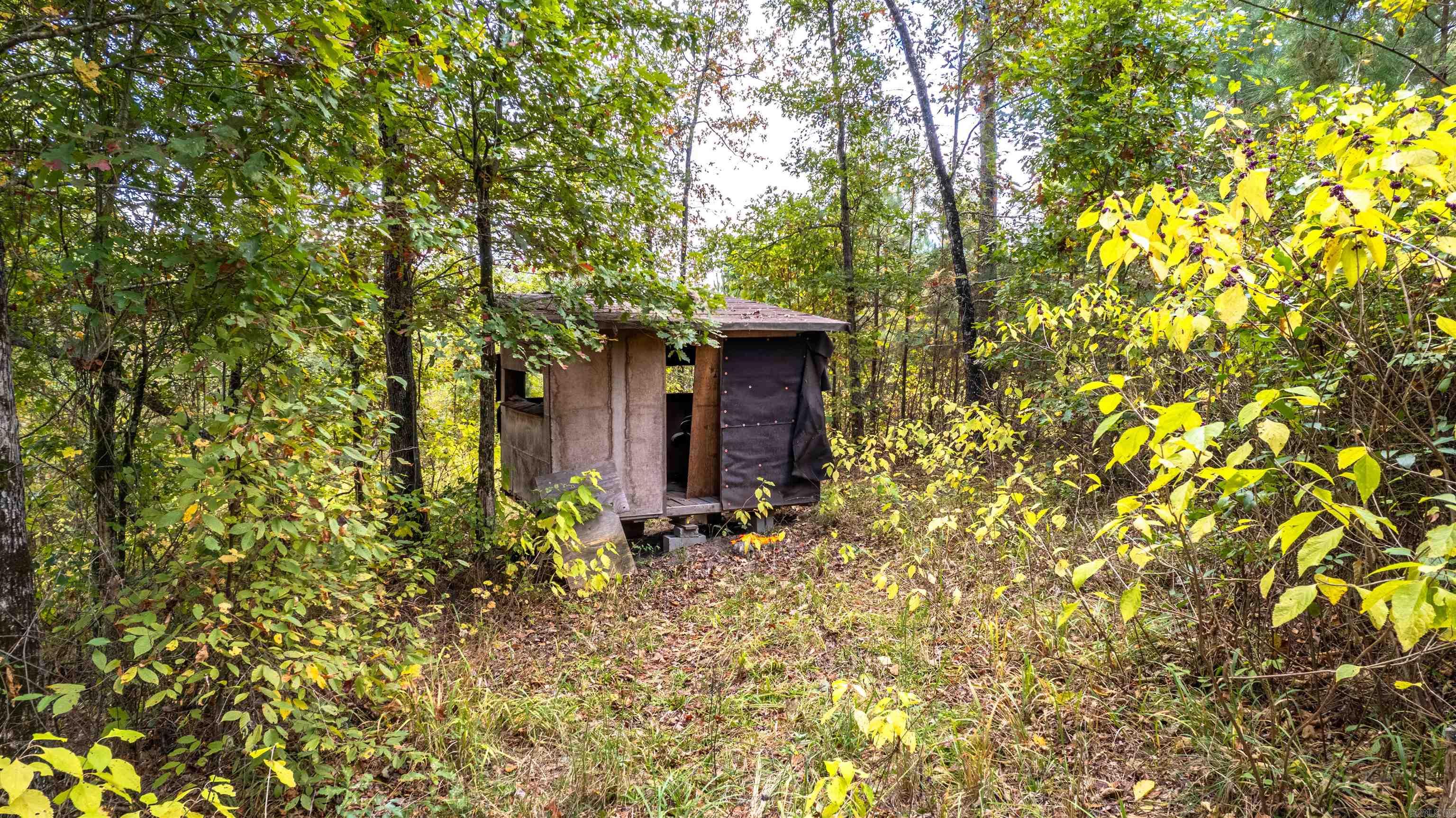 Metes & Bounds - Land