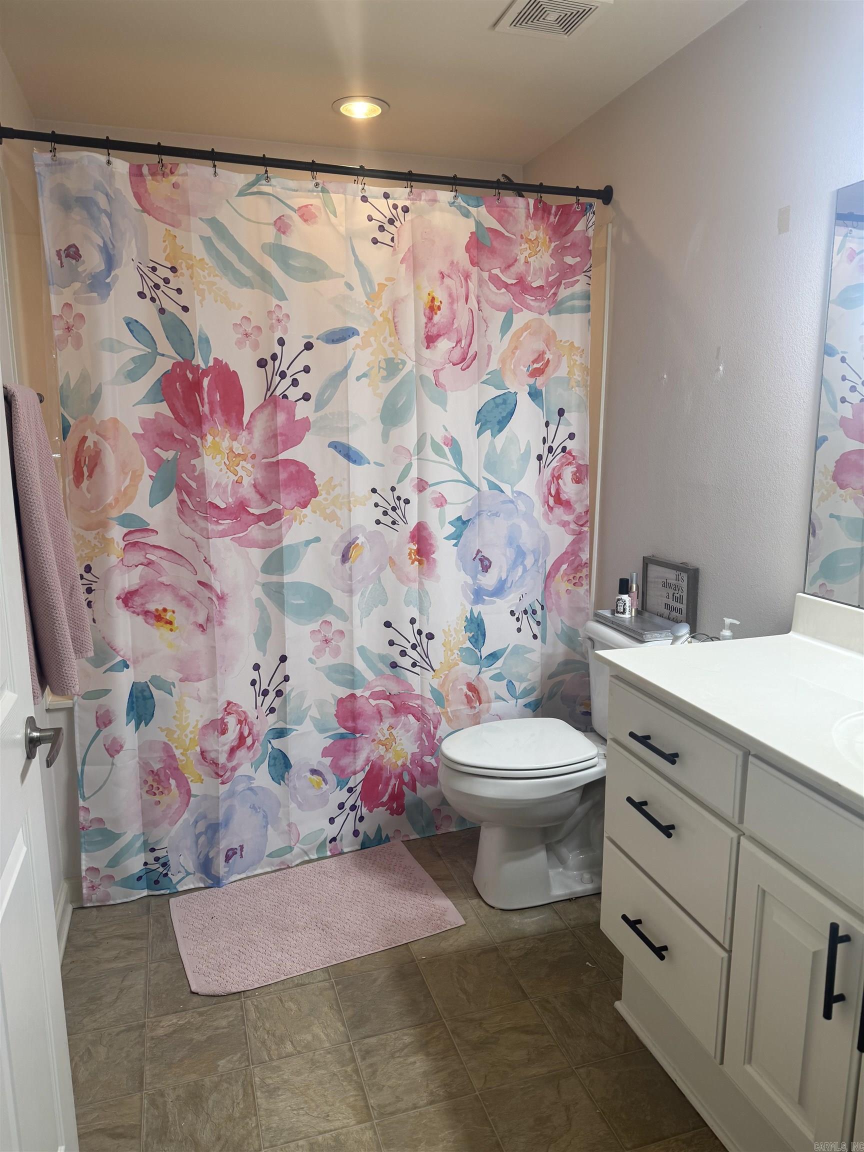 LAWN DALE - Residential