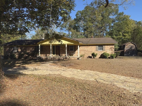 Photo of 302 9th Avenue, Leola, AR 72084 (MLS # 26042242)