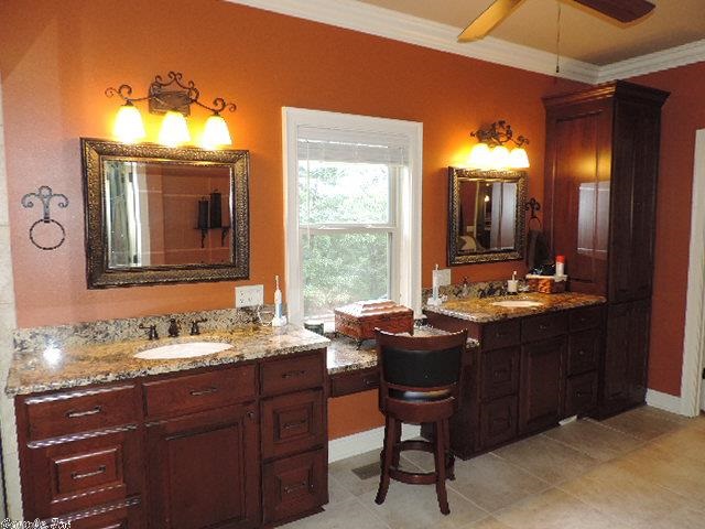 Cresthaven - Residential