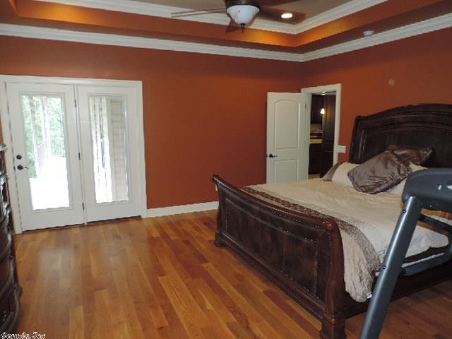 Cresthaven - Residential