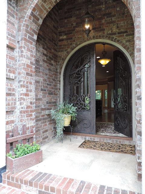 Cresthaven - Residential