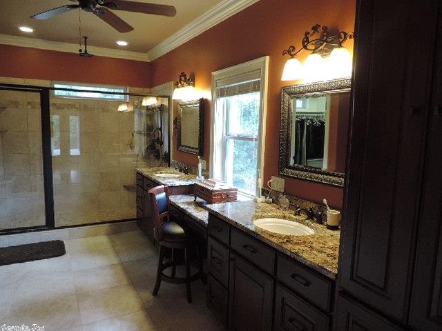 Cresthaven - Residential