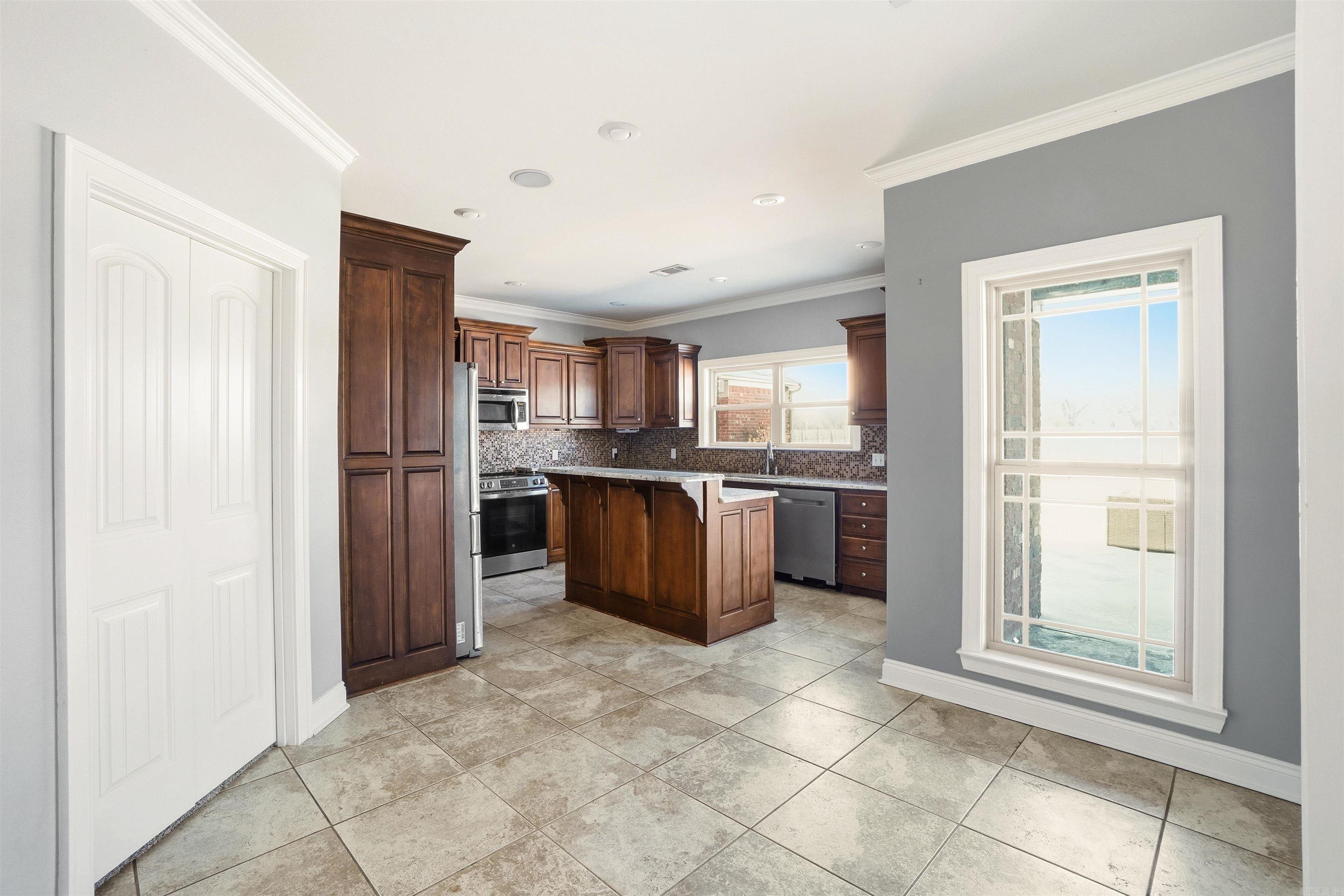 Saddle Creek - Residential